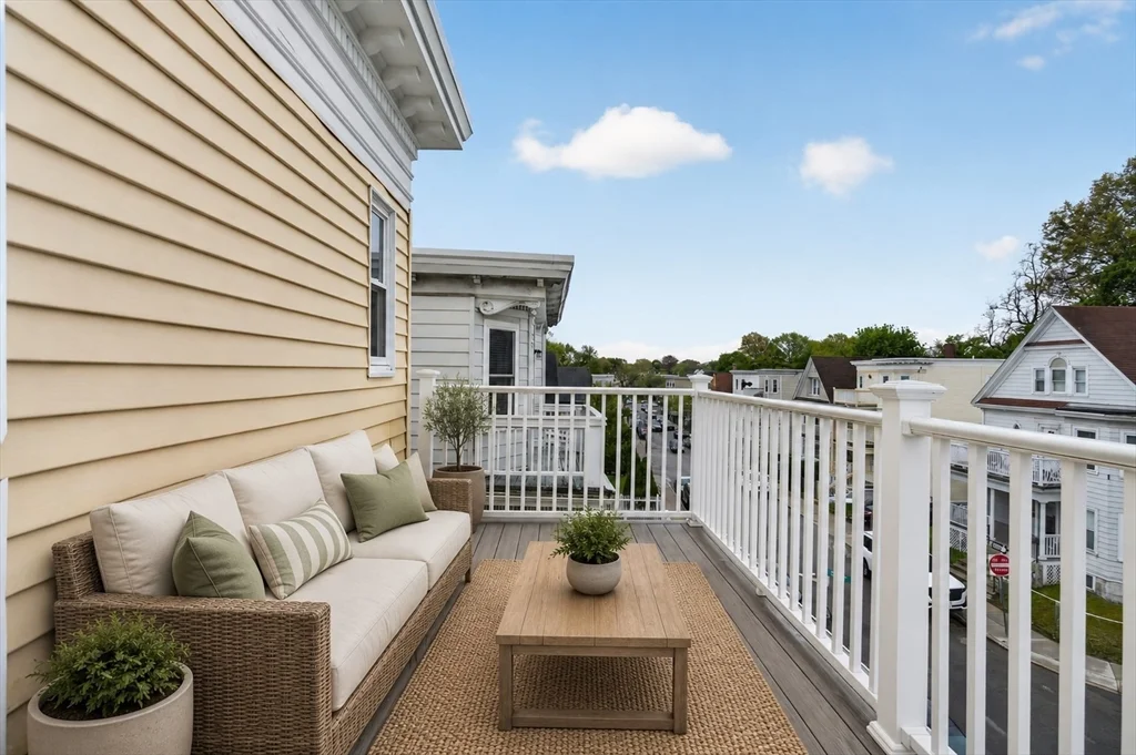 64 Topliff, Dorchester