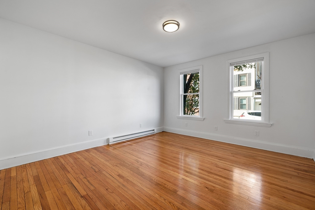 138 K St, South Boston