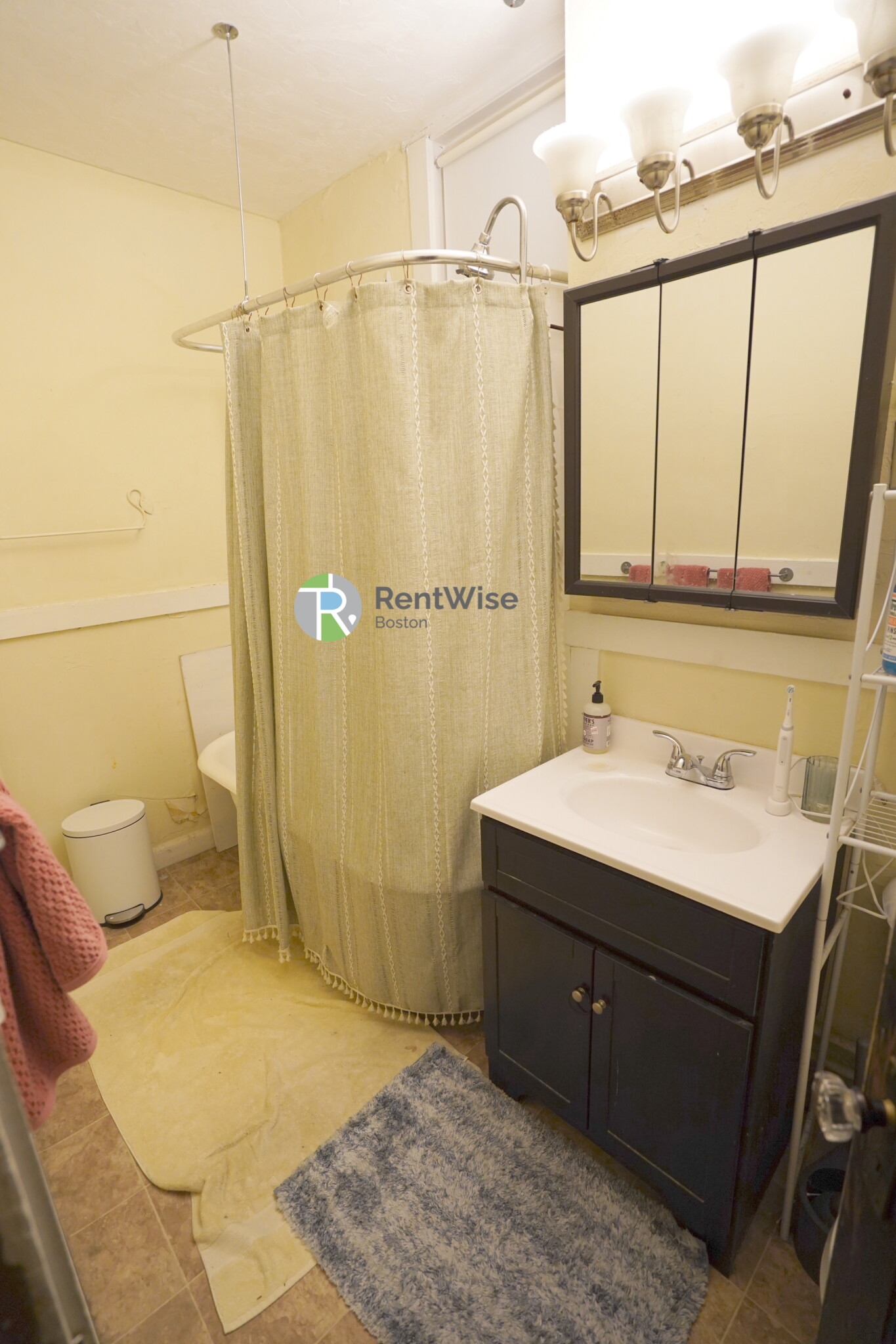 230 South St, Jamaica Plain