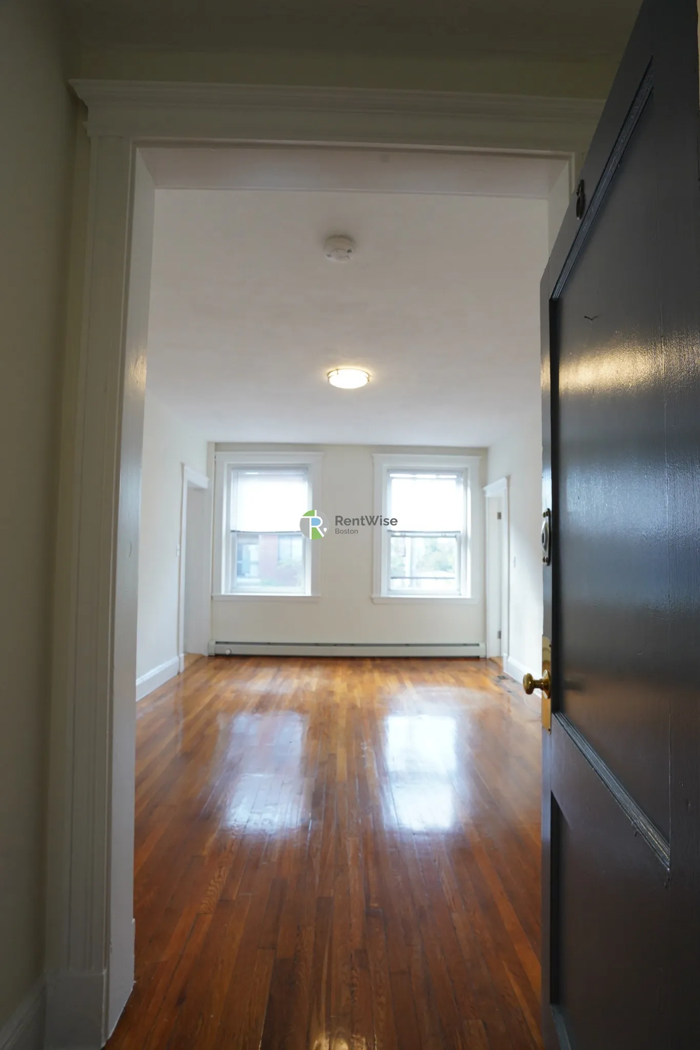82 Brainerd Rd, Allston
