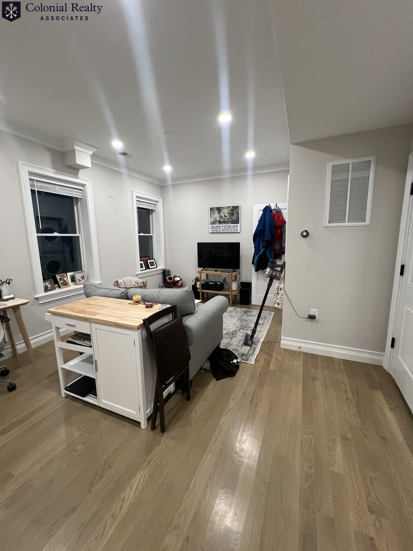 8 Mount Hood Rd, Brighton