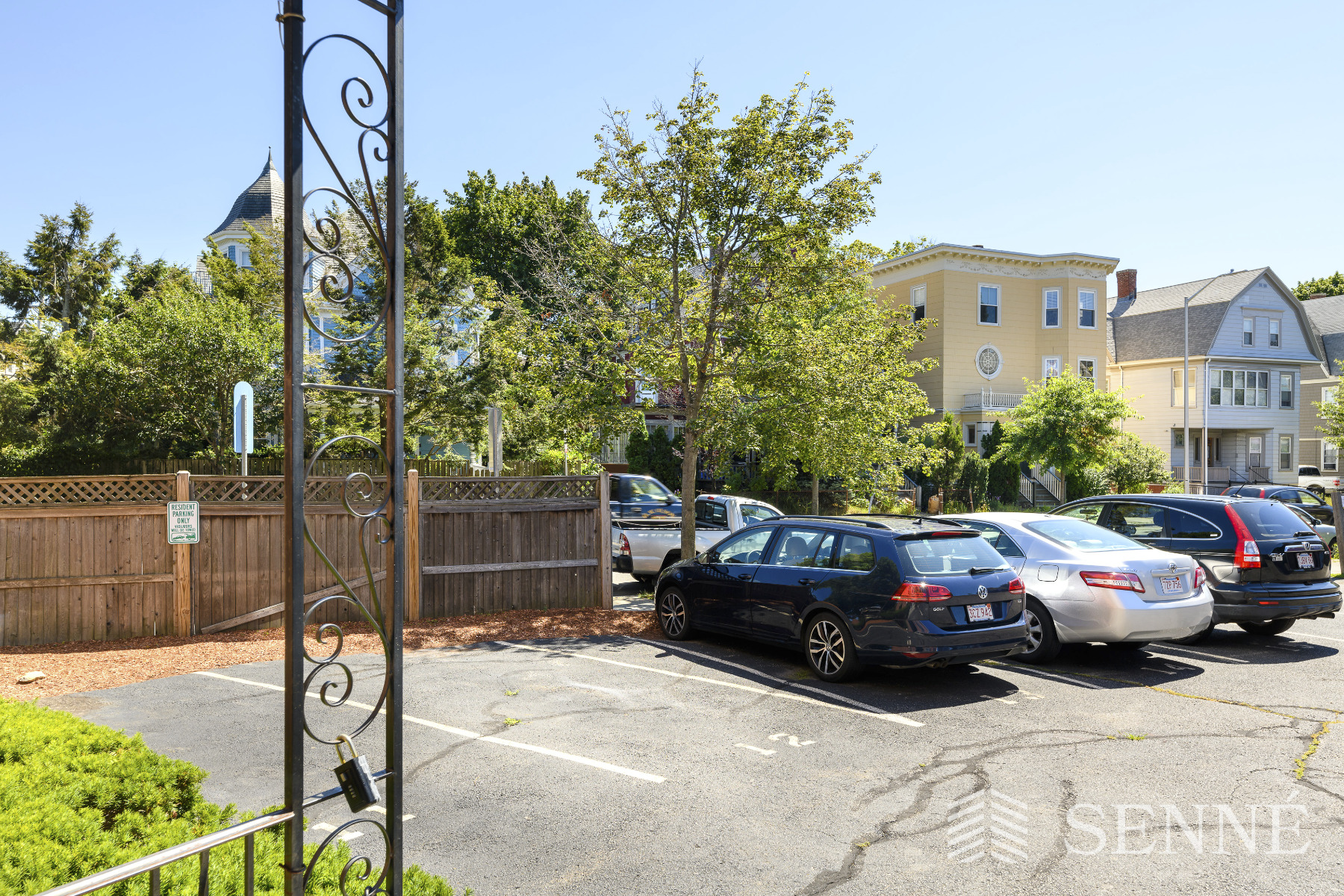 2192 Massachusetts Ave, North Cambridge