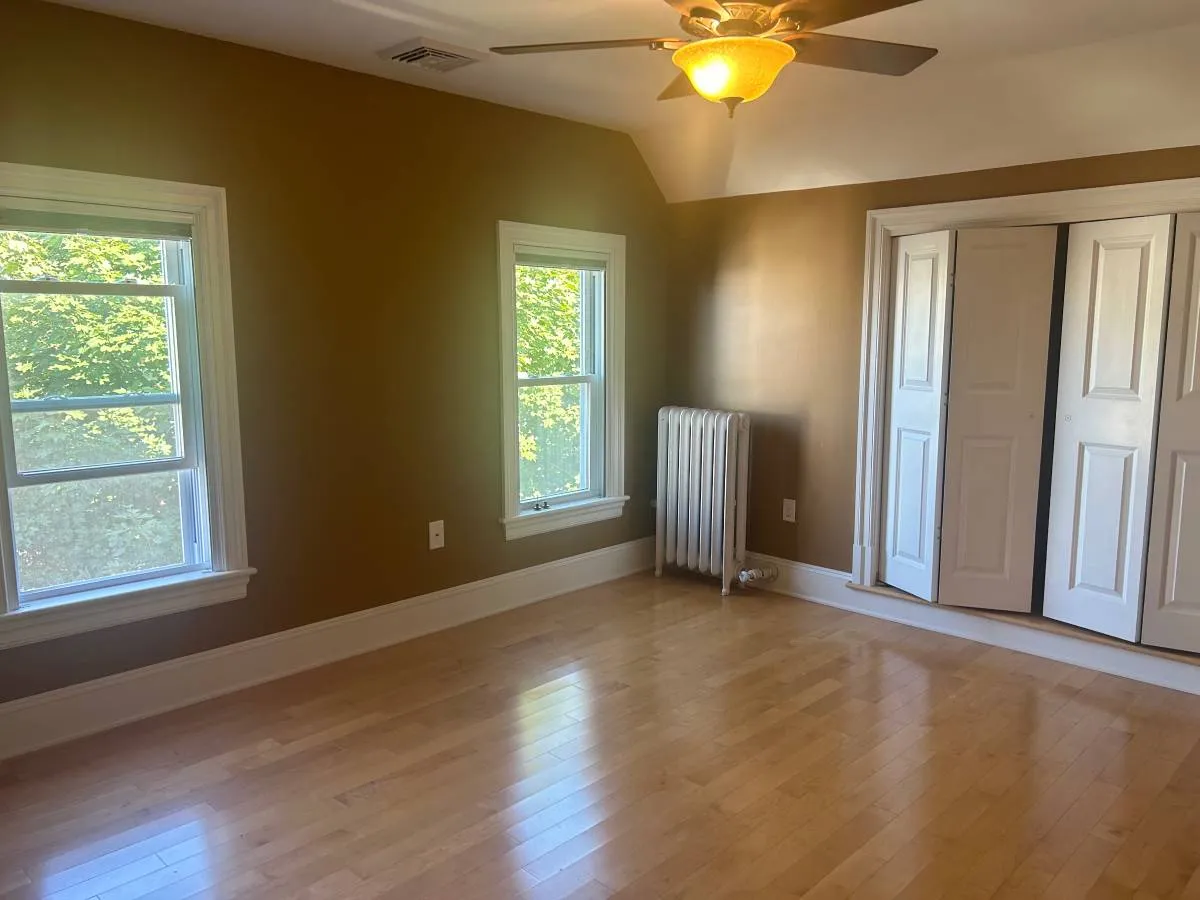 96 Rogers Ave, East Somerville