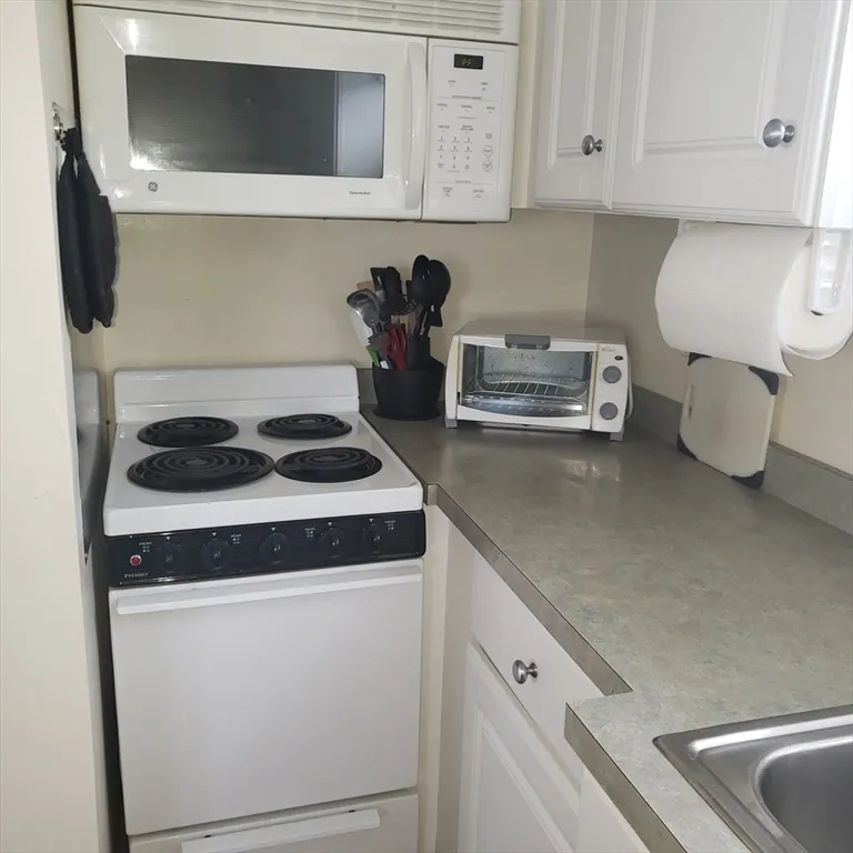 398 North End, Salisbury Beach