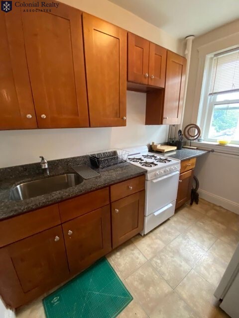 1487 Commonwealth Ave, Brighton