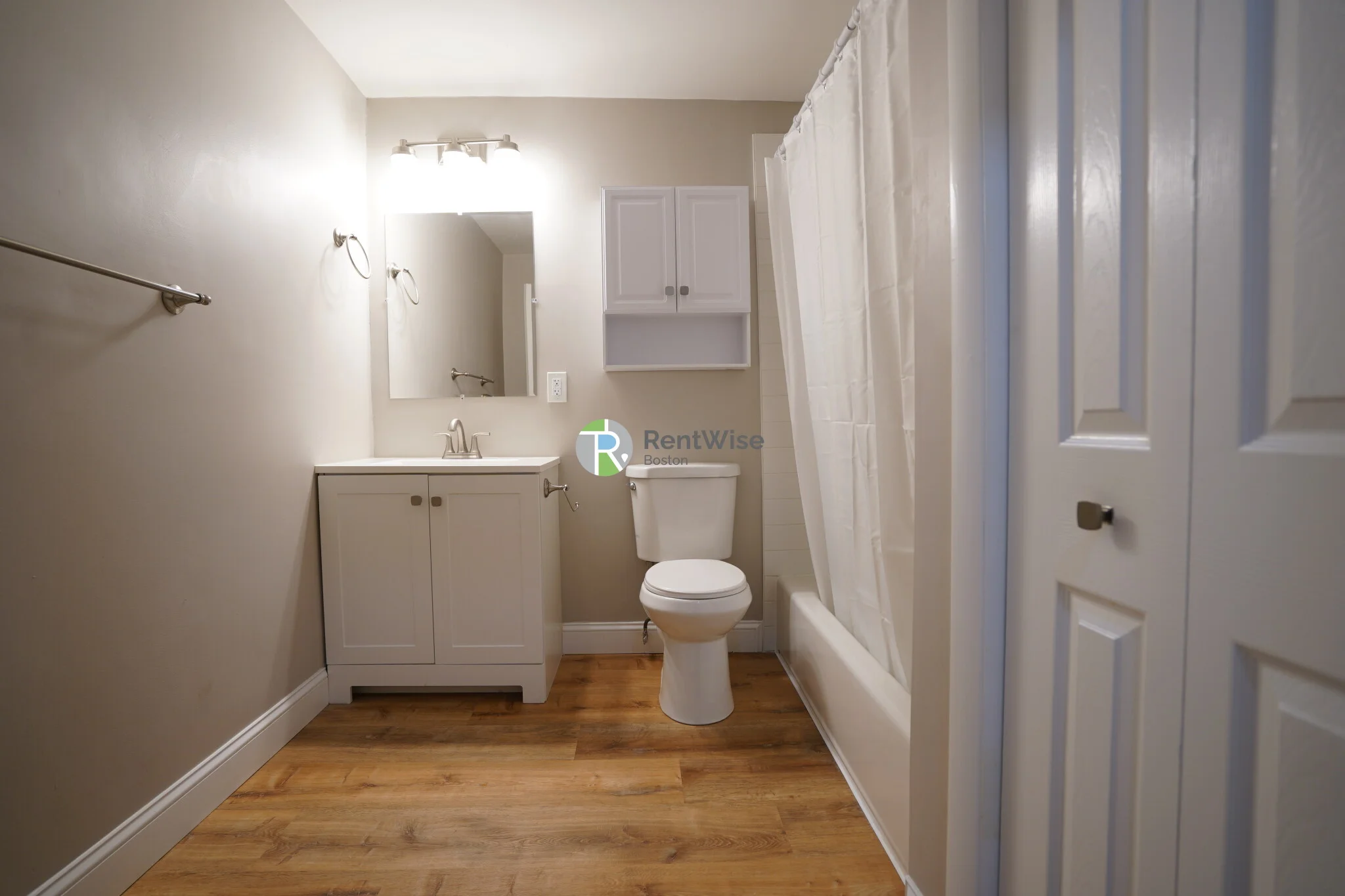 971 Fellsway, Medford