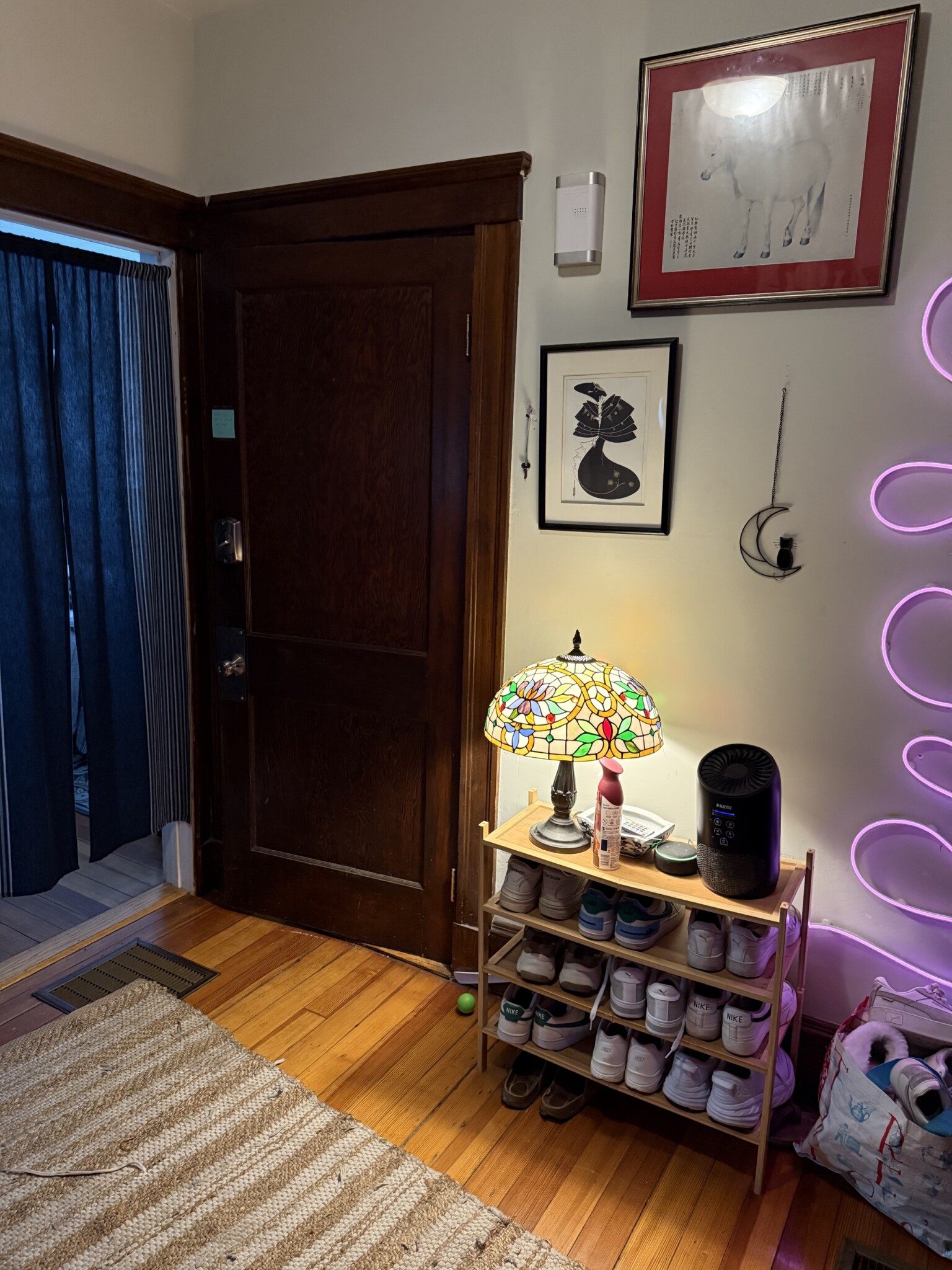 101 Heath St, Winter Hill