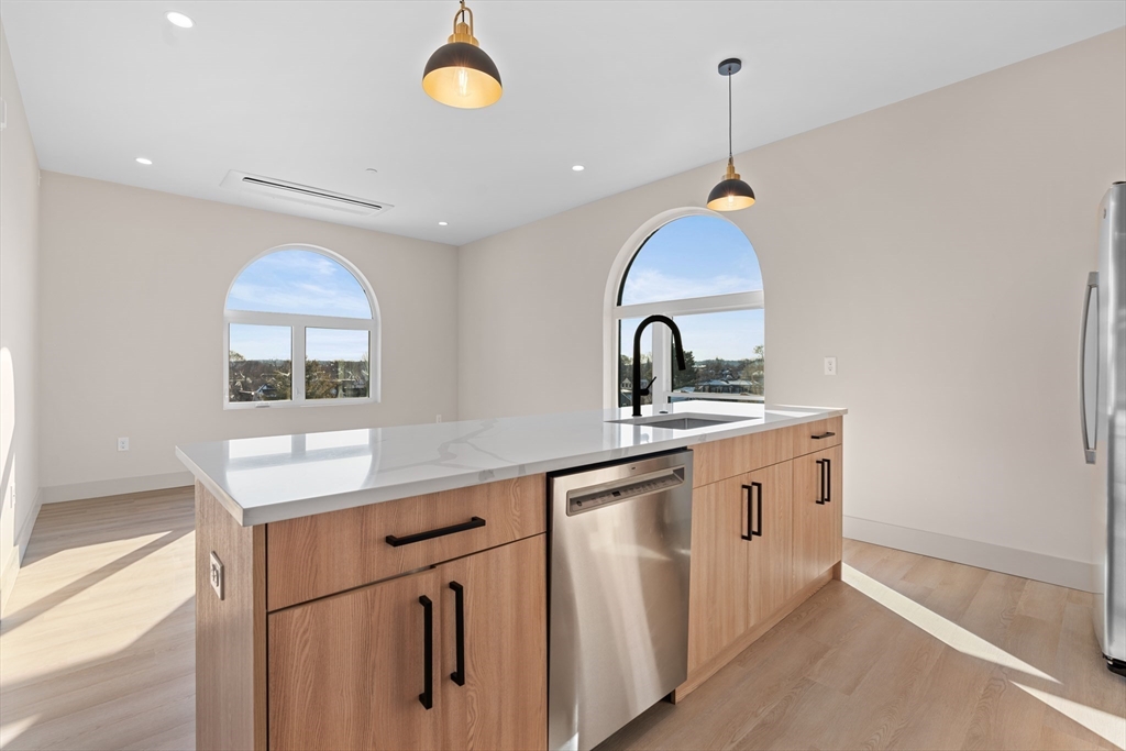 463 Franklin, Melrose