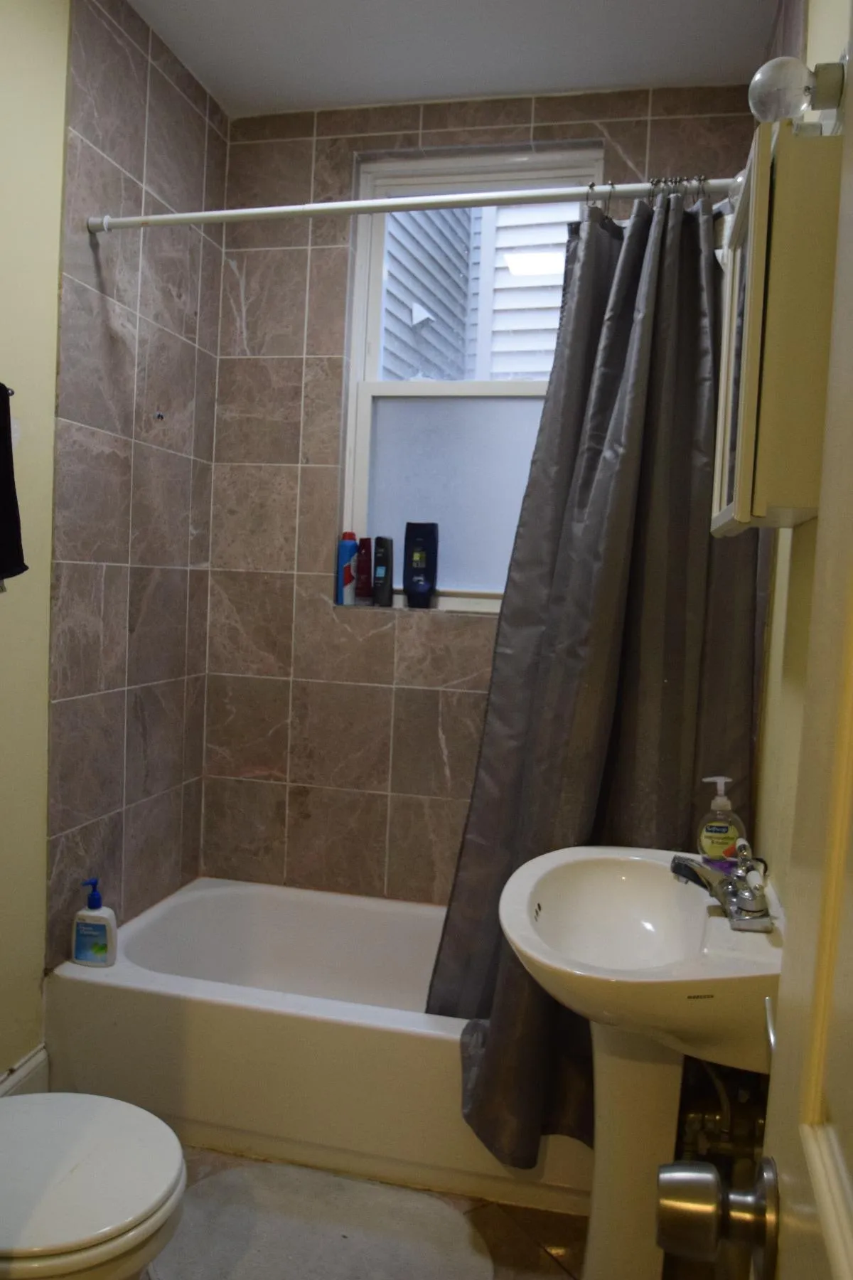 731 Parker St, Mission Hill