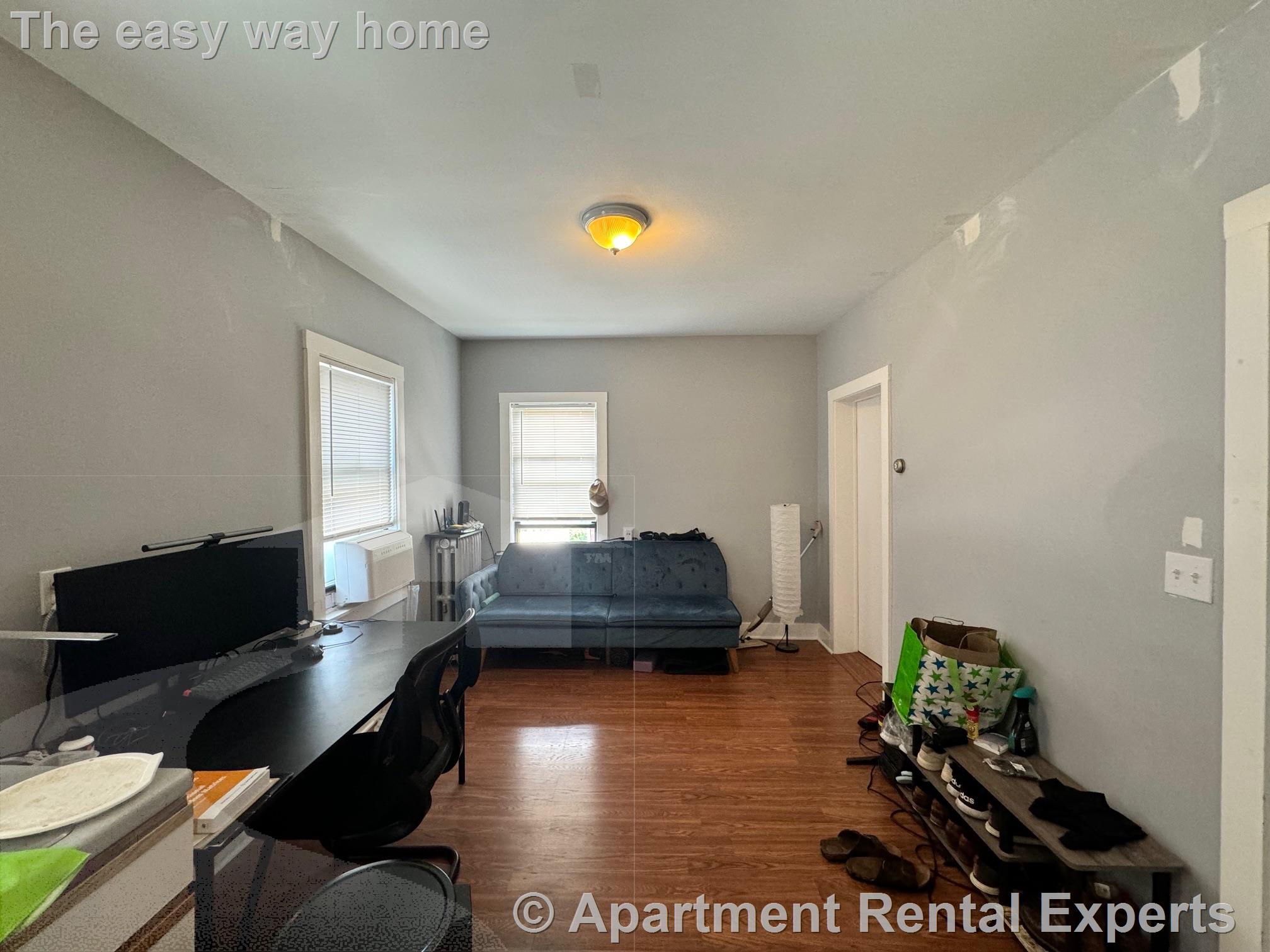566 Putnam Ave, Cambridgeport