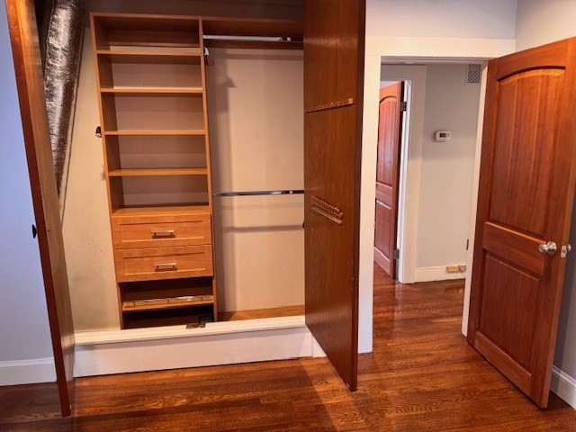 1 Howe St, Winter Hill