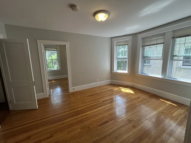 179 Elm St, Davis Square