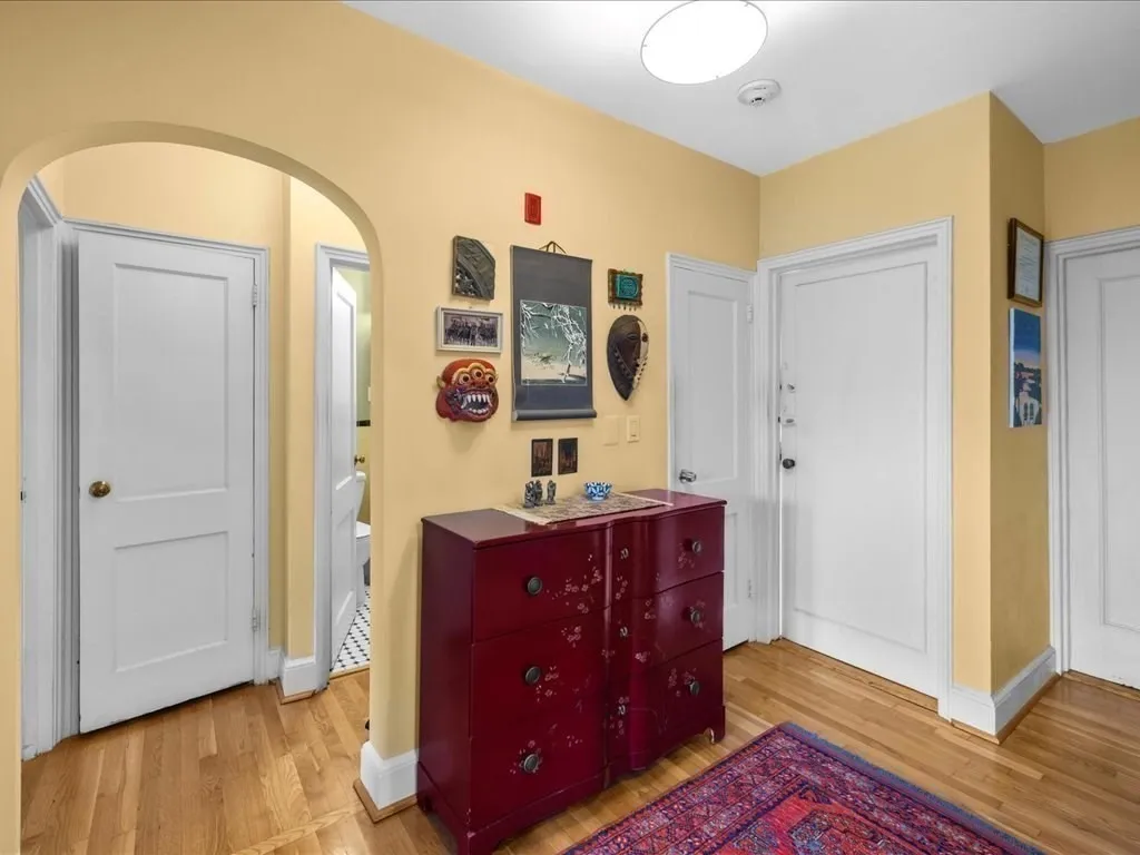 228 Commonwealth Ave, Back Bay