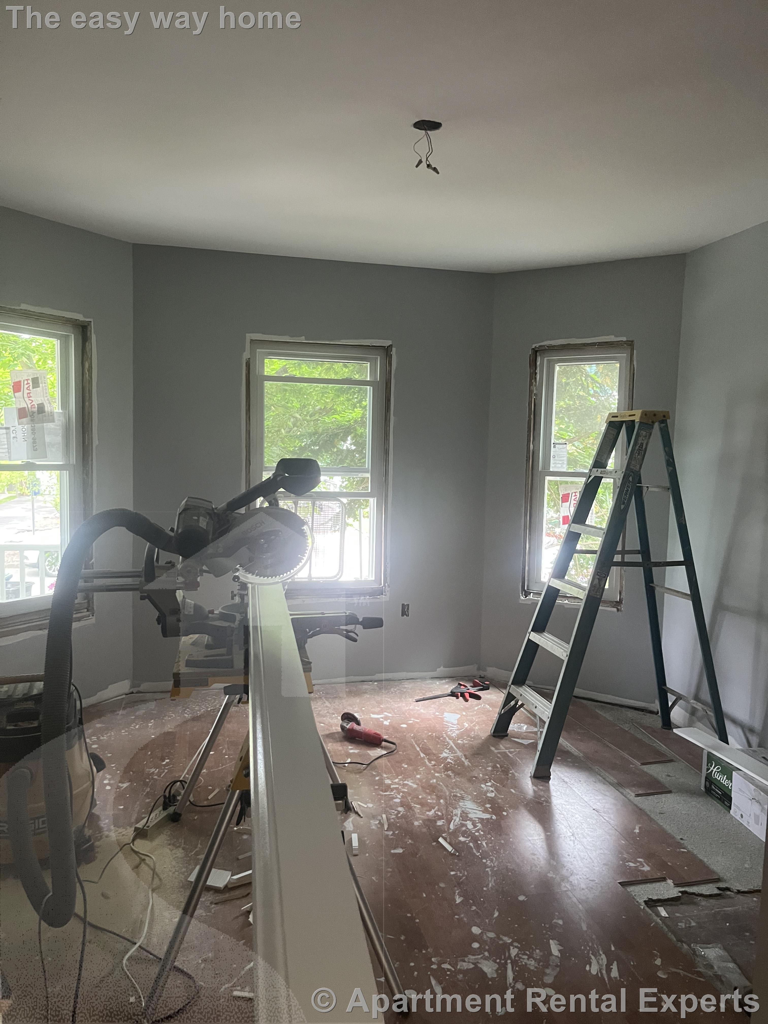 121 Highland Rd, Ball Square