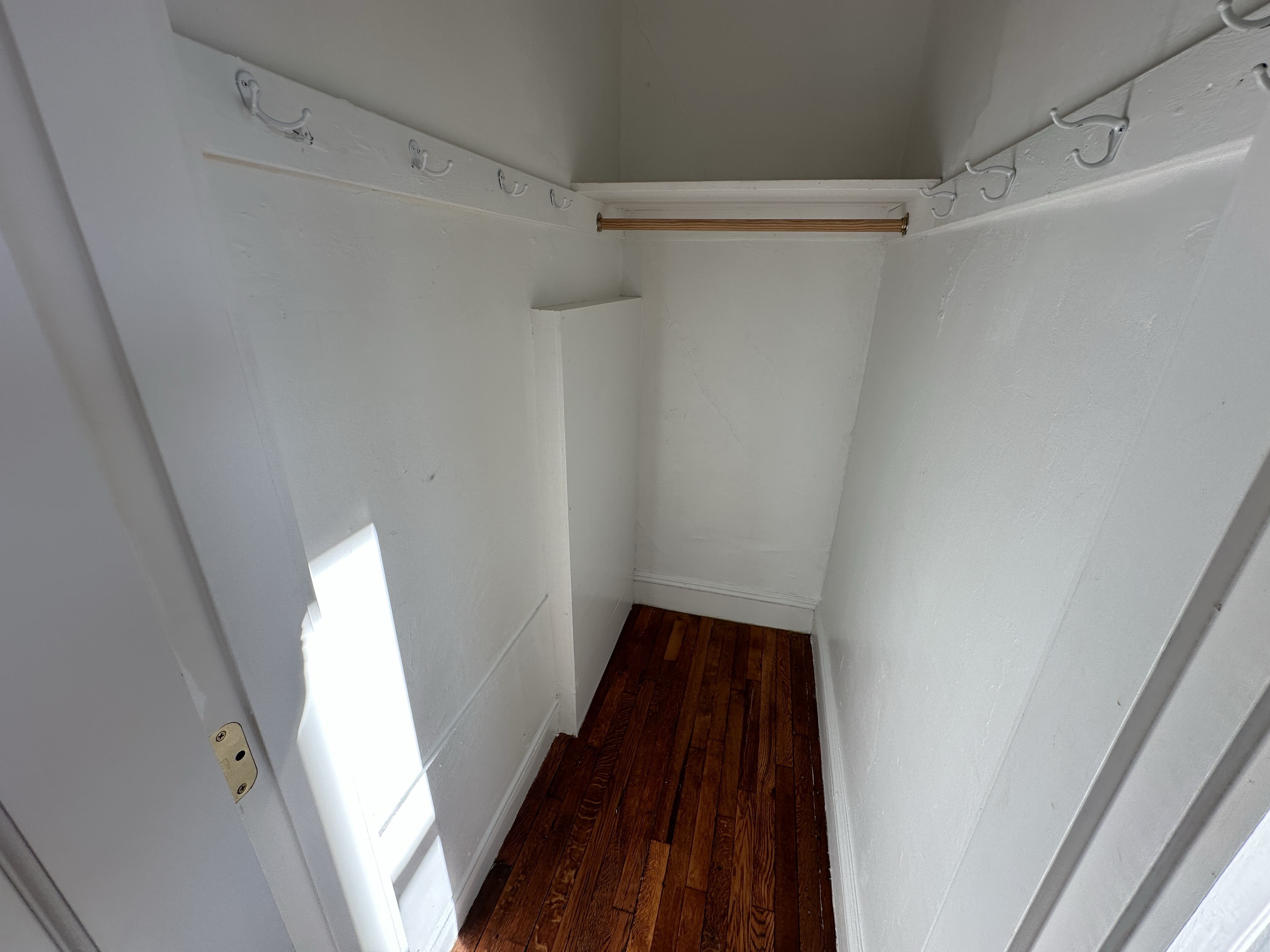 49 Worthington St, Mission Hill