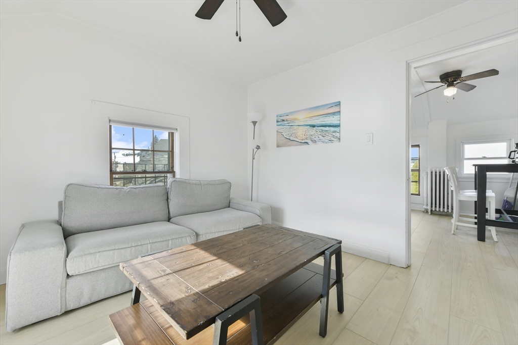 23 Tafts Ave, Winthrop