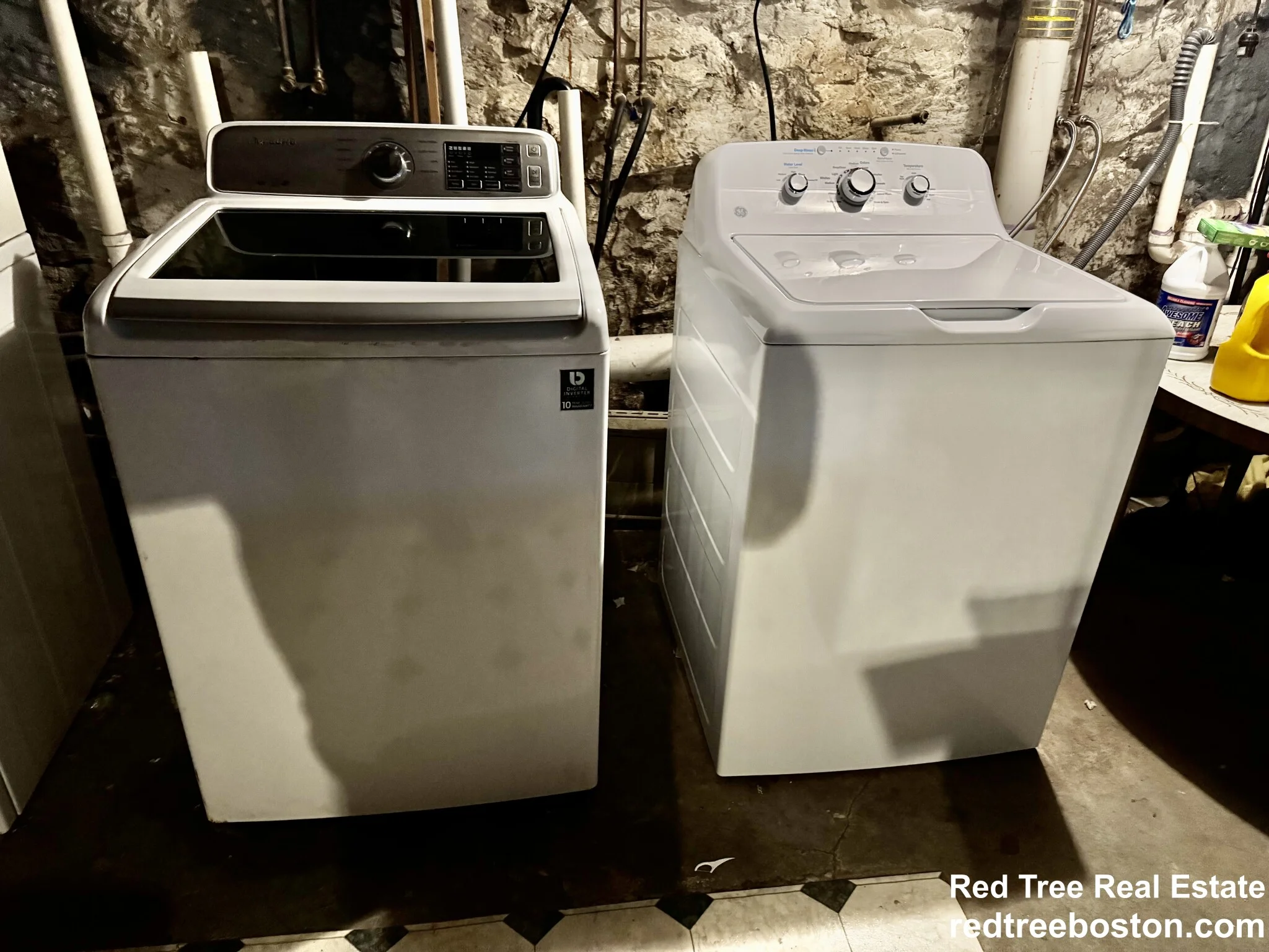 335 Baker St, West Roxbury