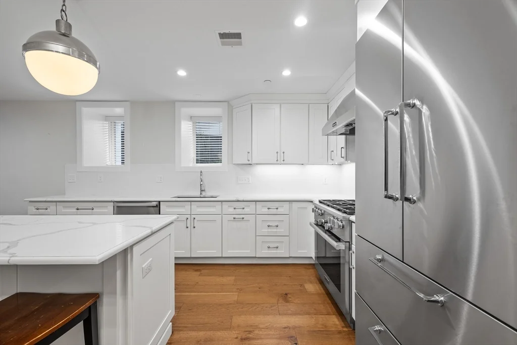 386 Windsor St, East Cambridge
