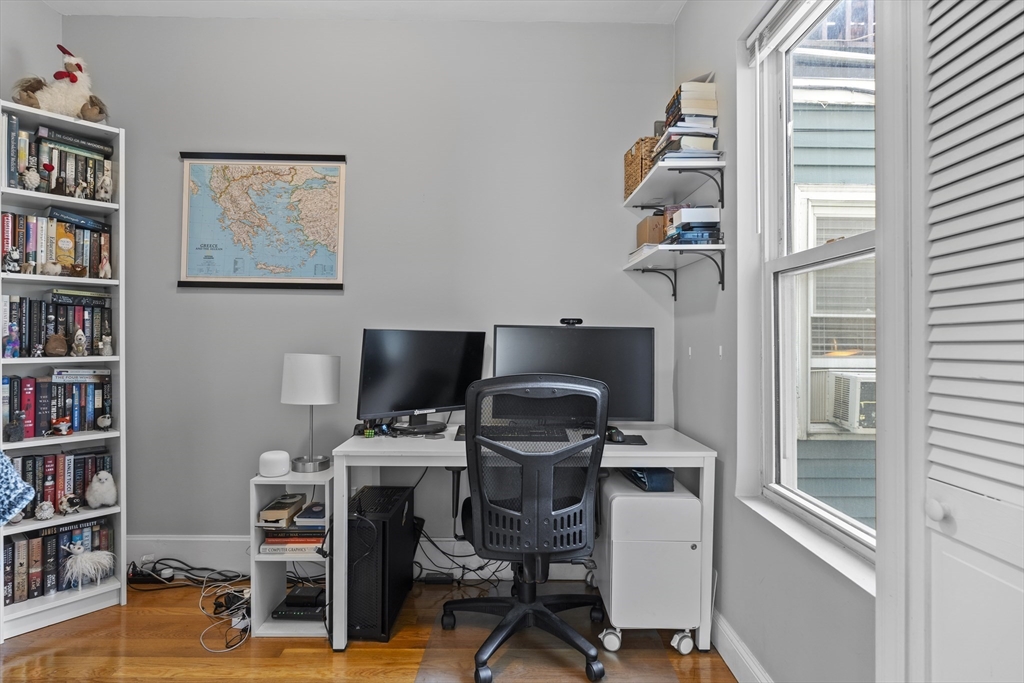 180 W 8th, South Boston