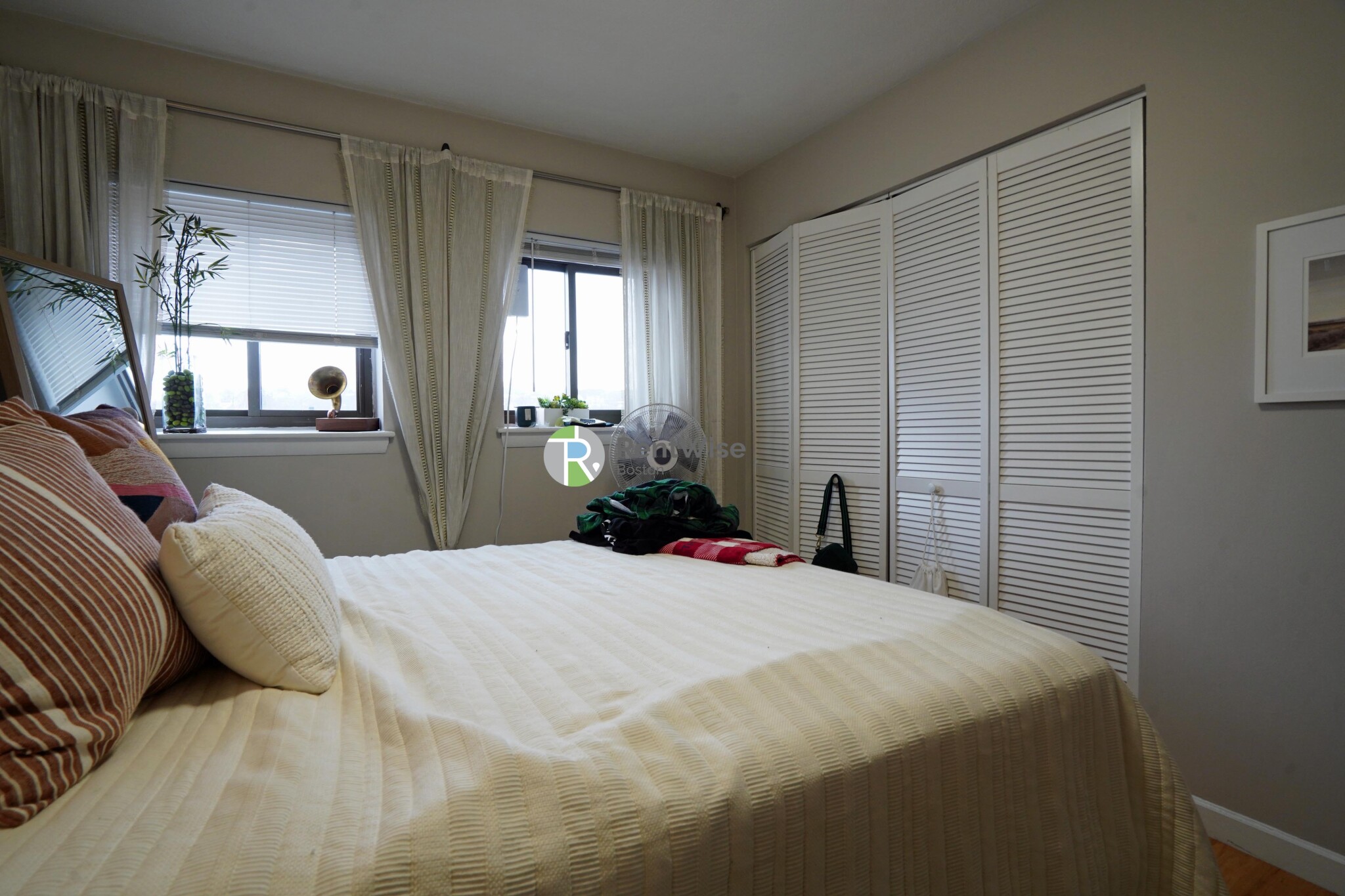 1200 Commonwealth Ave, Brighton