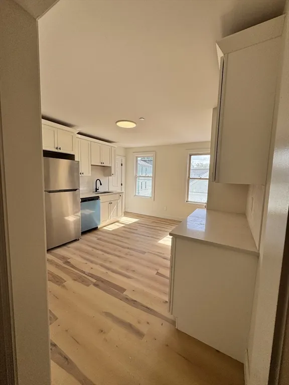 605 Millbury St, Worcester