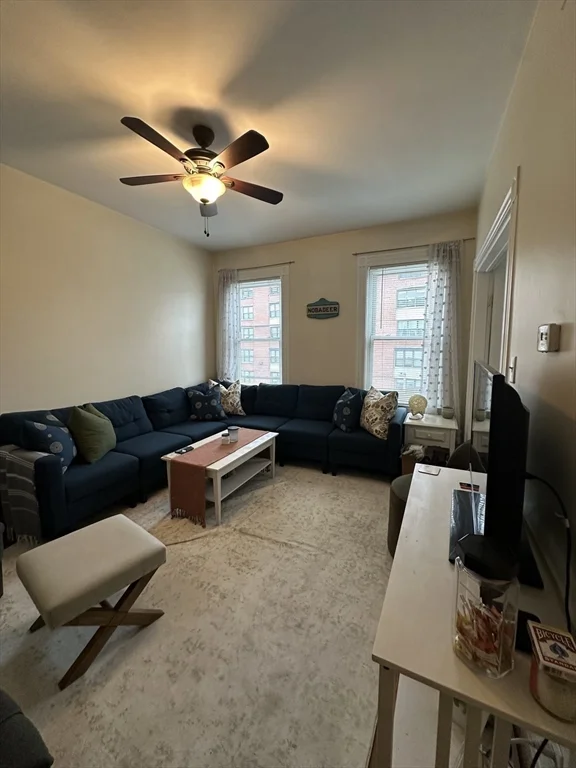 194 H St, South Boston