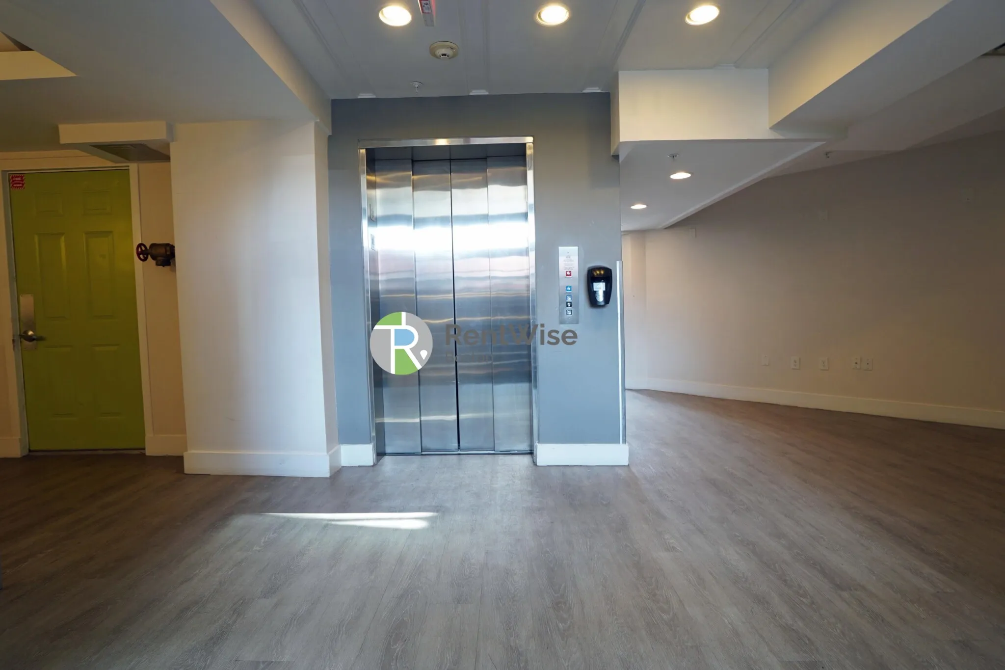 10 Brainerd Rd, Allston