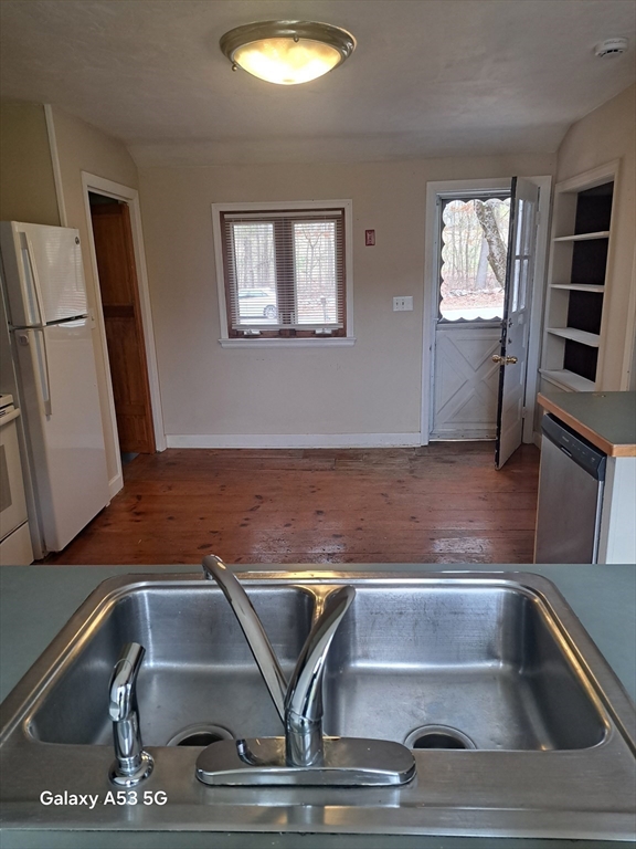 289 Richards Ave, Paxton