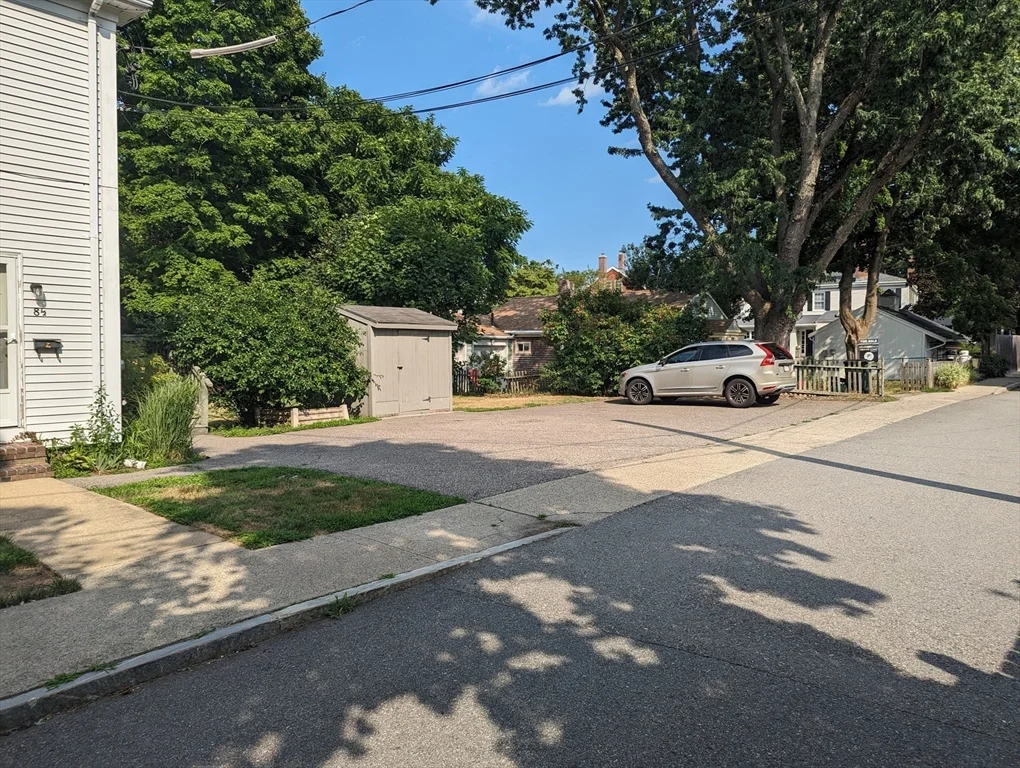 81/2 Russia, Newburyport