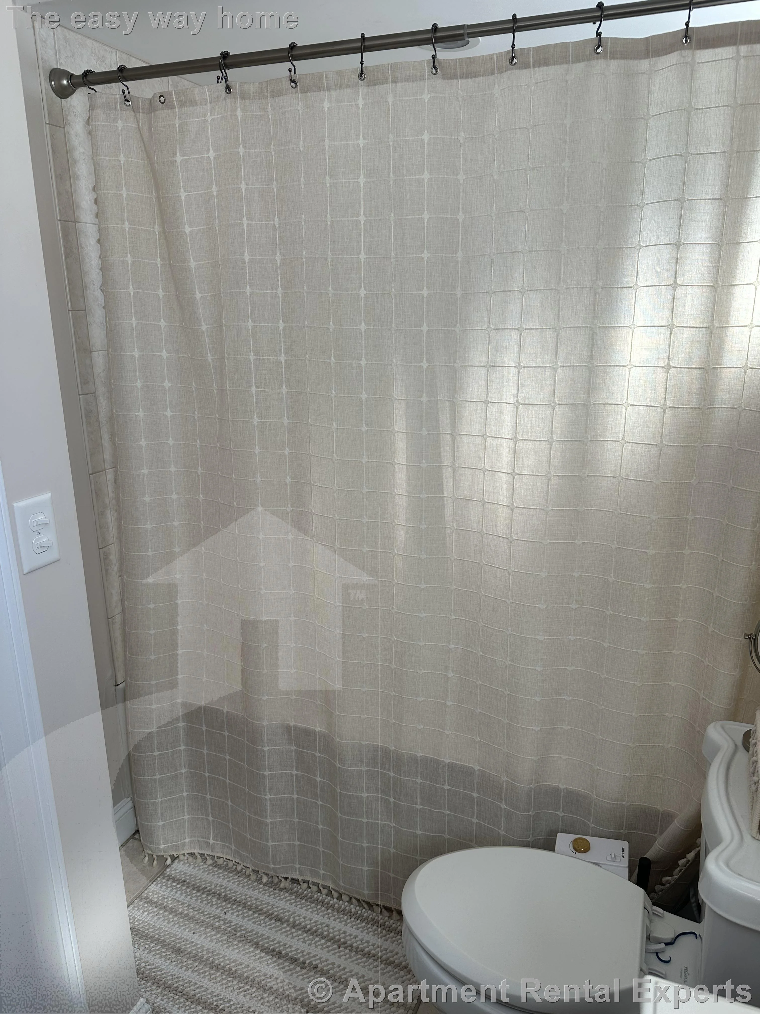 11 Winthrop Ct, Tufts