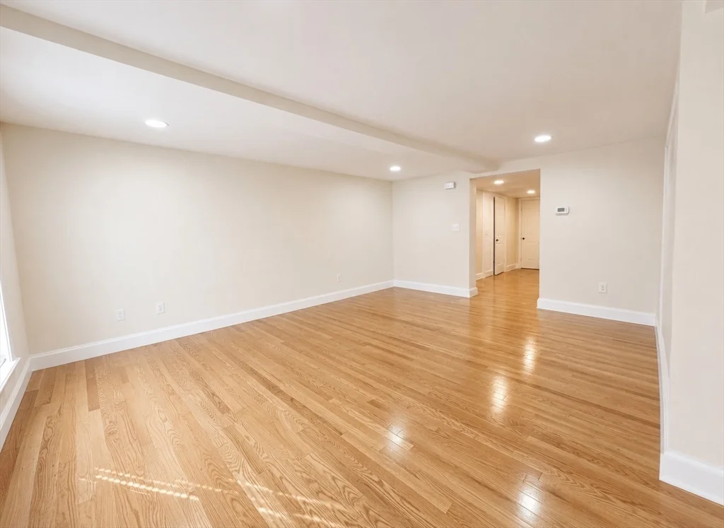207 Wheeler, Methuen