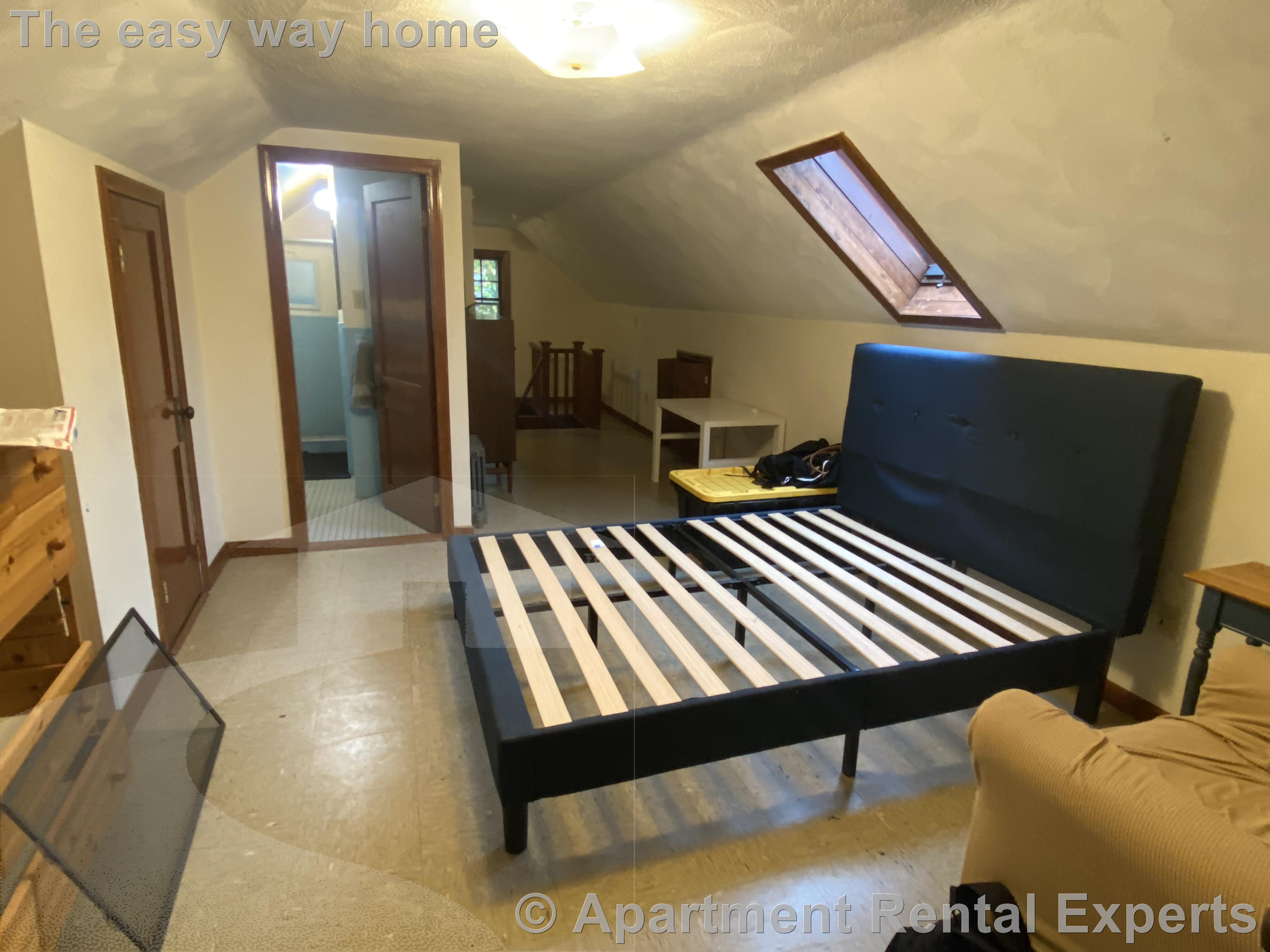 15 Upland Rd, Somerville