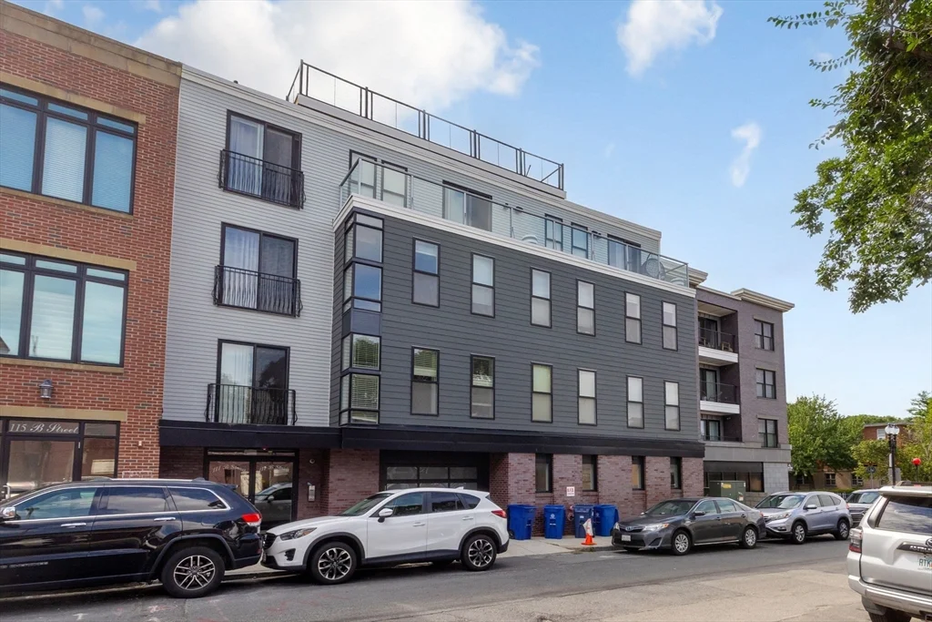 111 B St, South Boston