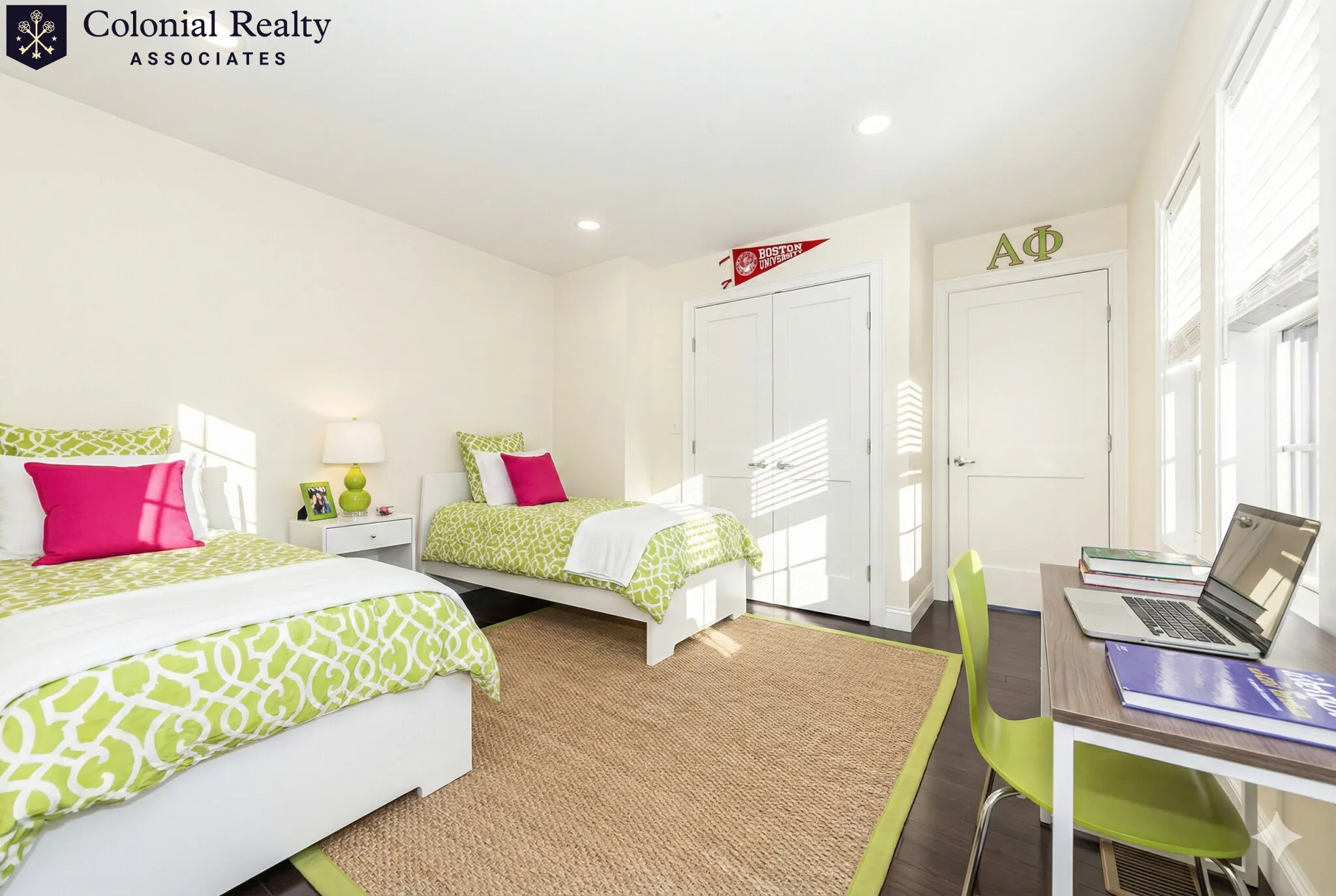 48 Caldwell Rd, West End