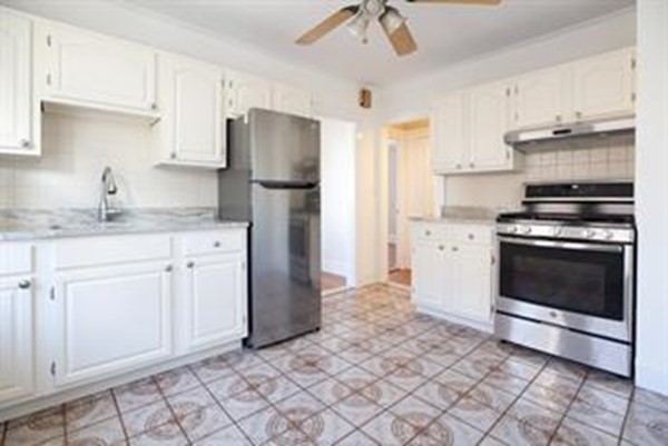 848 South, Roslindale