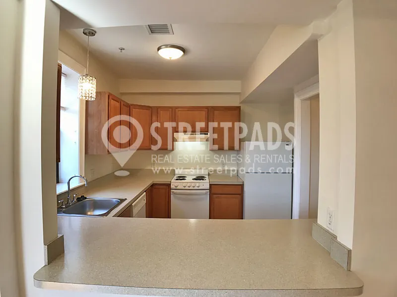 881 Massachusetts Ave, Central Square