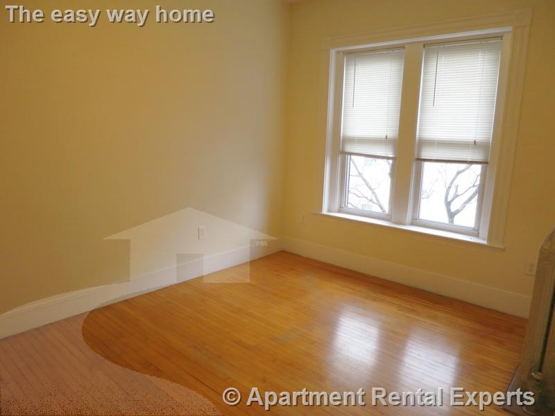 64 Vinal Ave, Prospect Hill