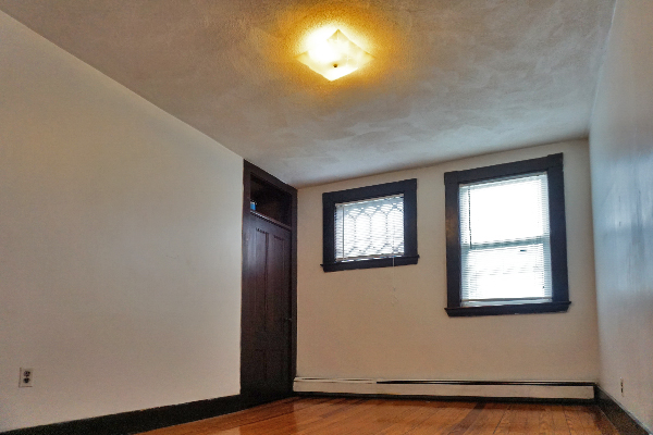 159 Brown St, South Side