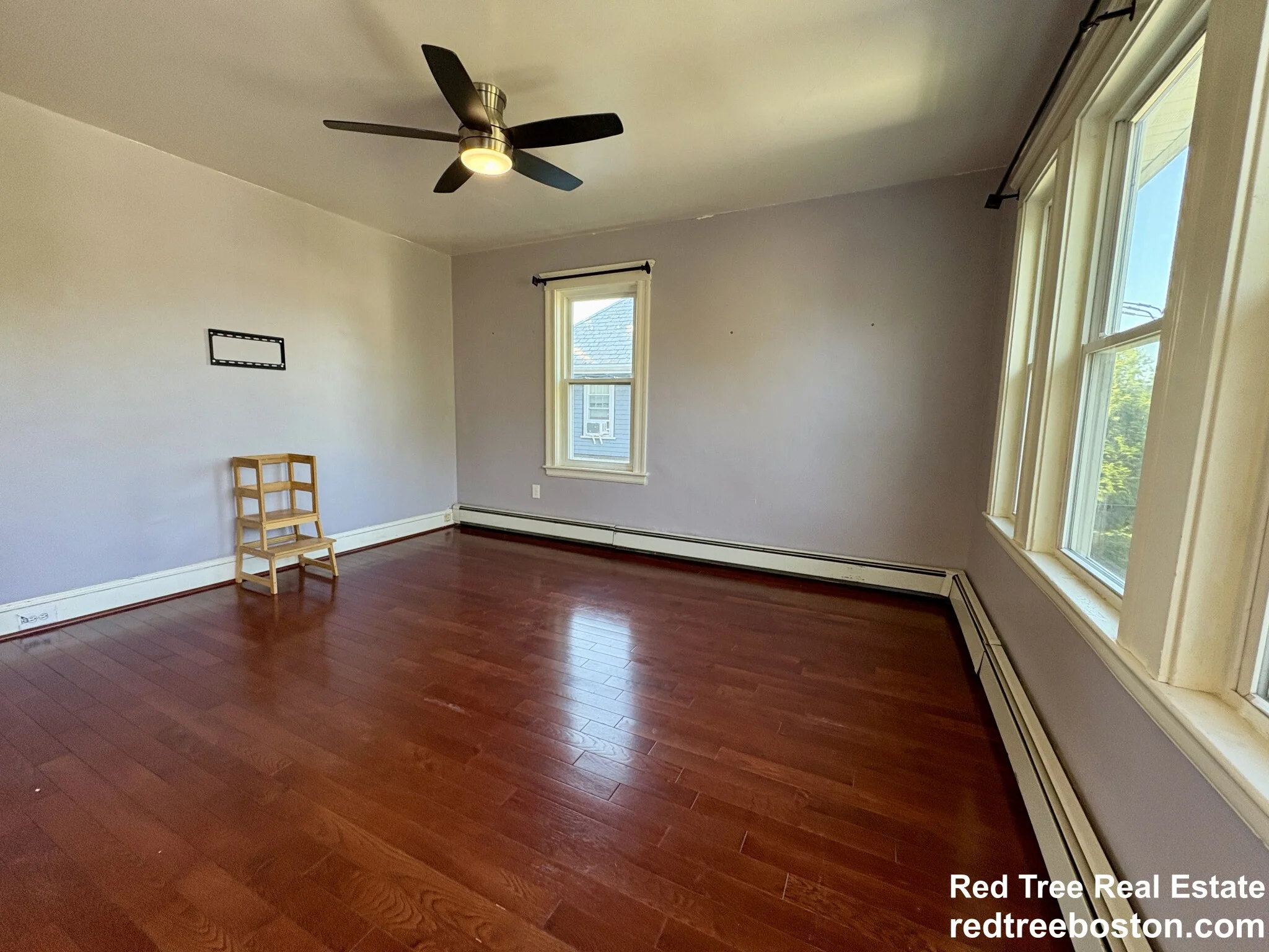 26 Garnet Rd, West Roxbury