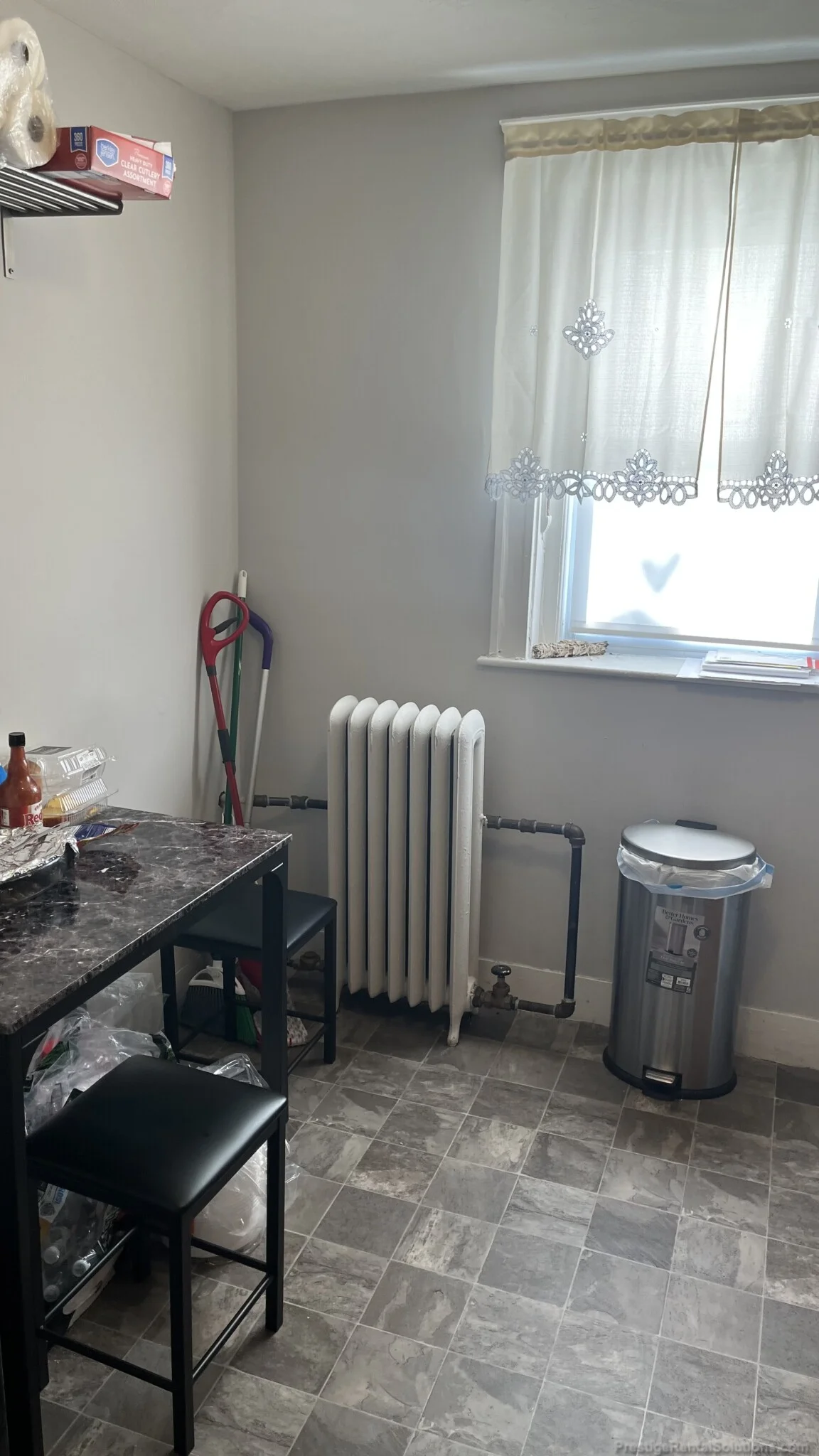 14 Russell St, North Quincy