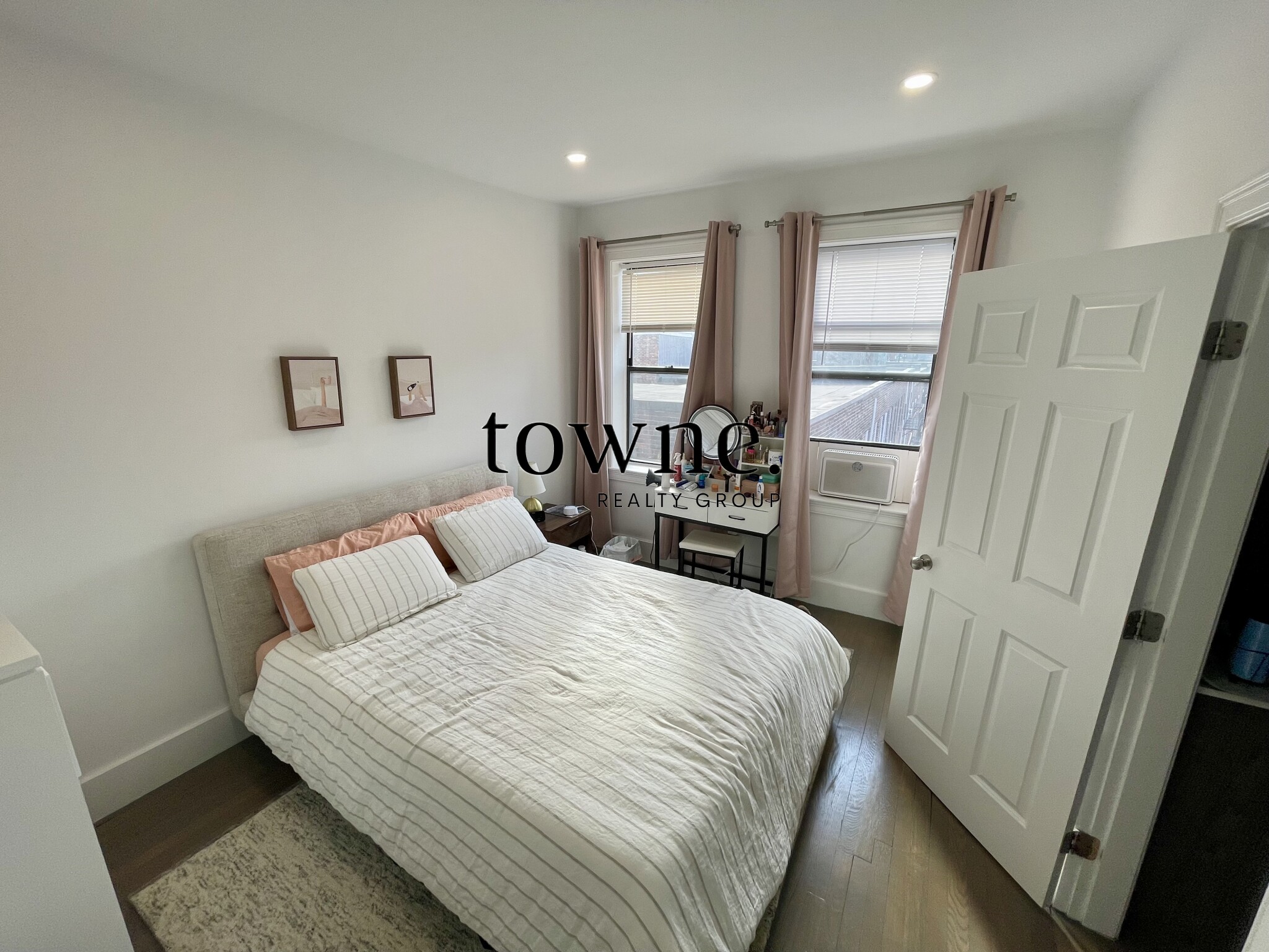 11 Queensberry St, Fenway