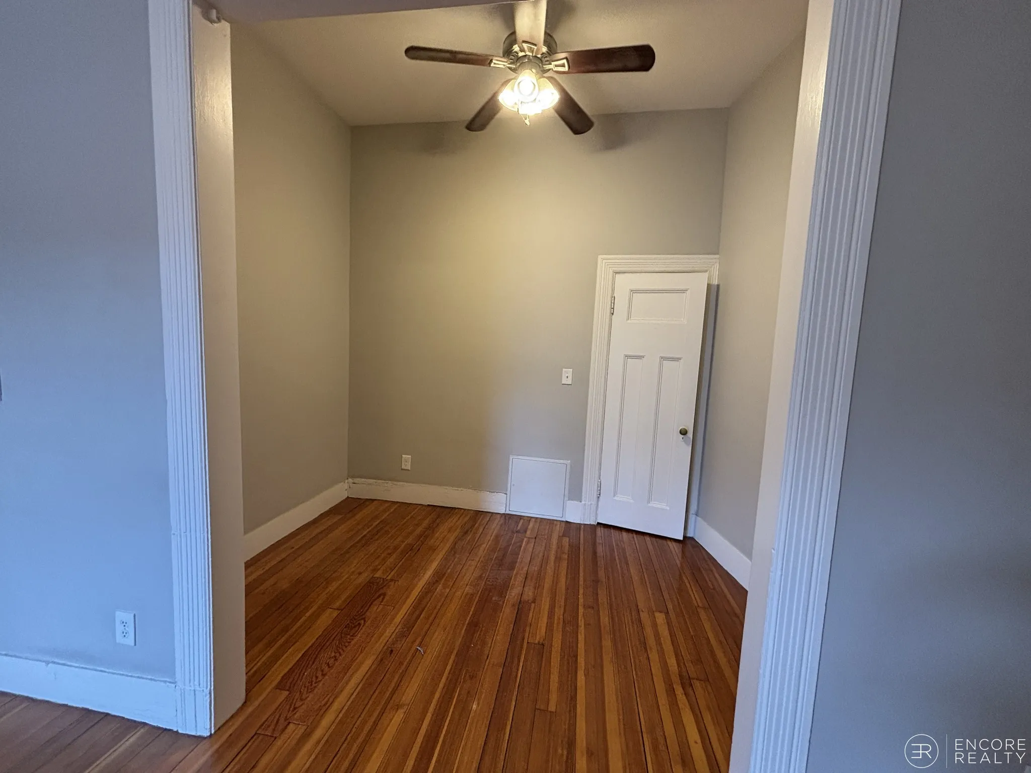 9 Sewall Ave, Coolidge Corner