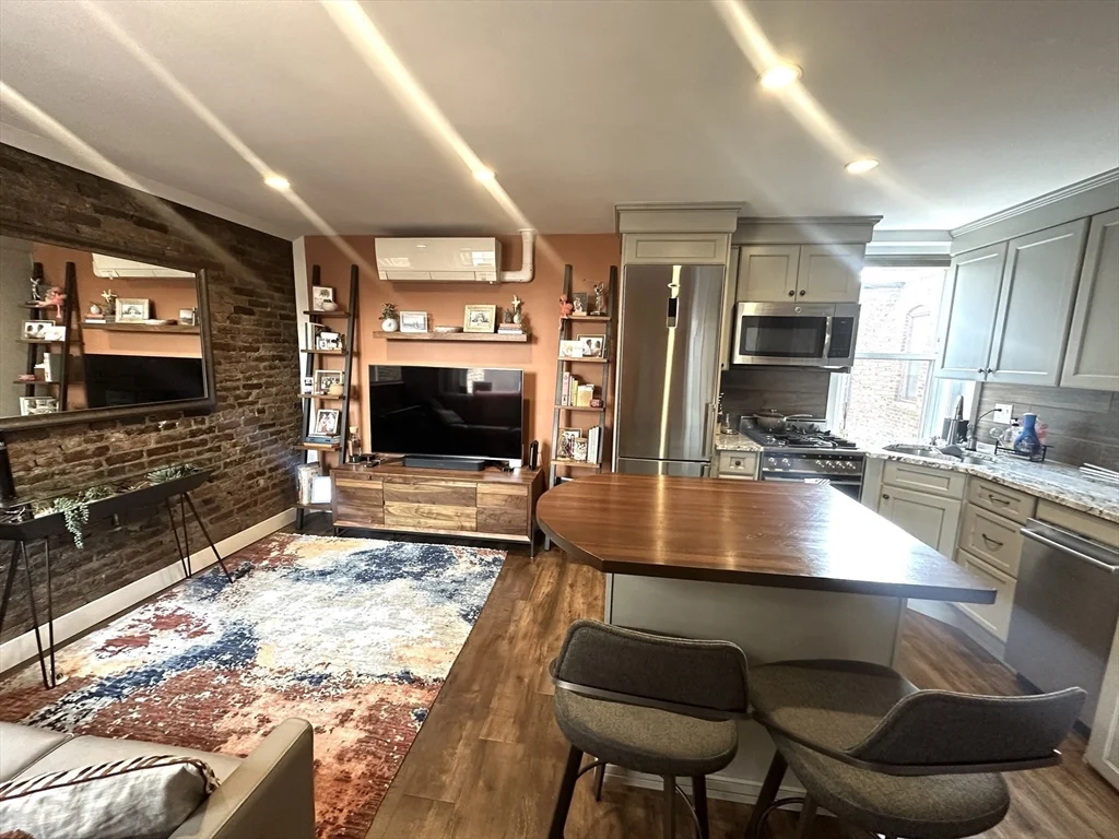 10 Henchman St, North End