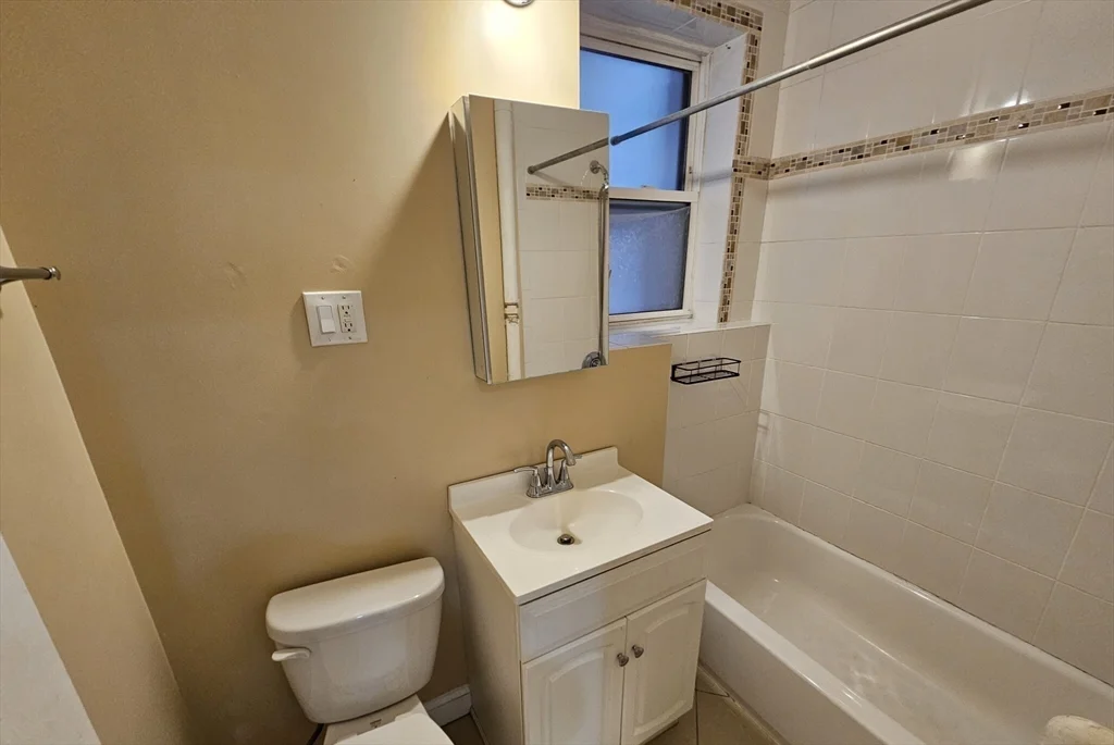 47 Park Vale Ave, Allston