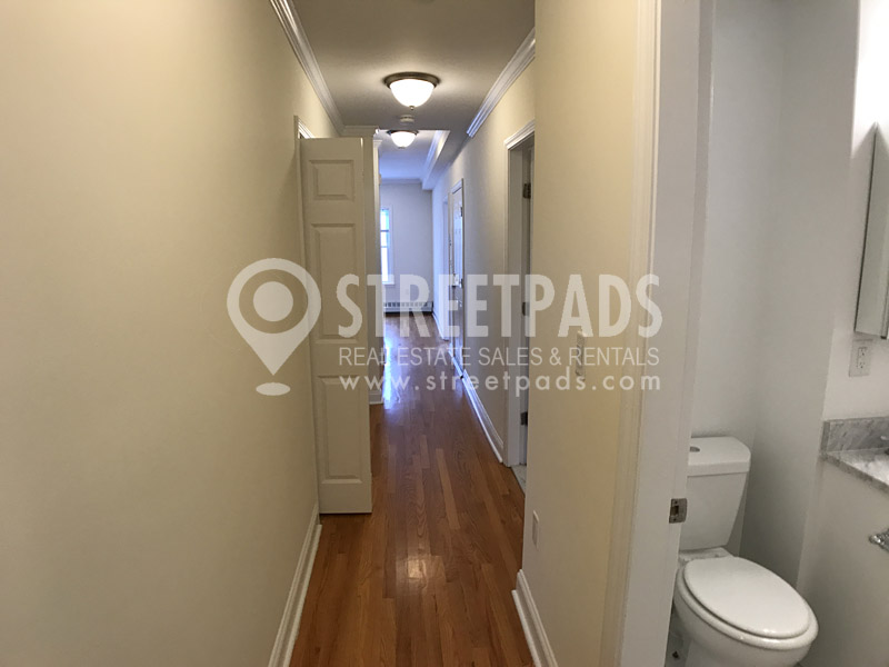 1 Langdon Sq, Neighborhood Nine