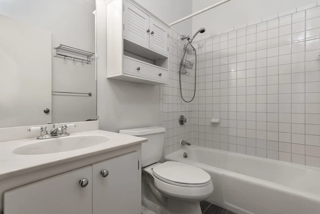 124 Chandler St, South End