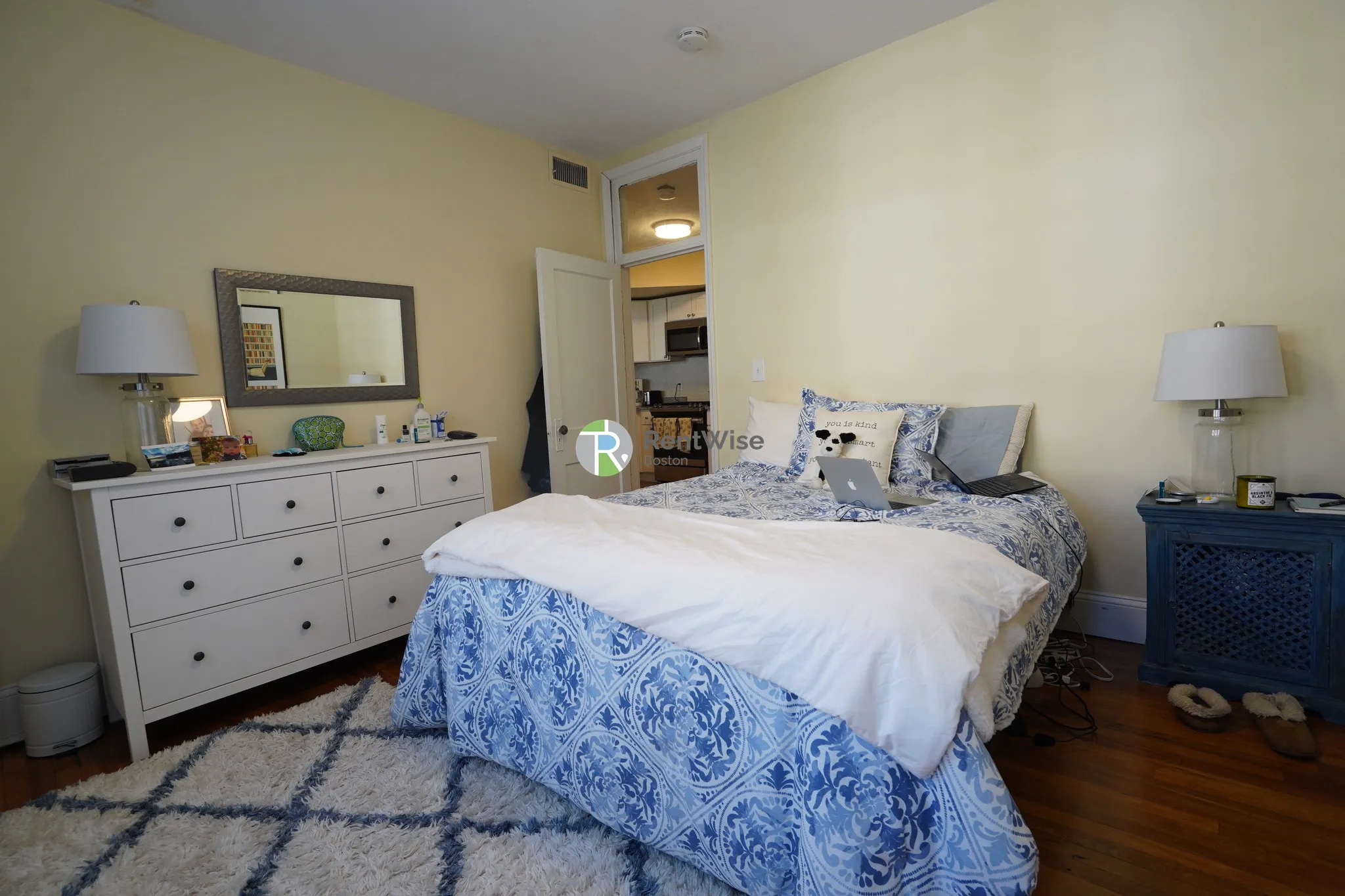 10 Lorraine Ter, Allston