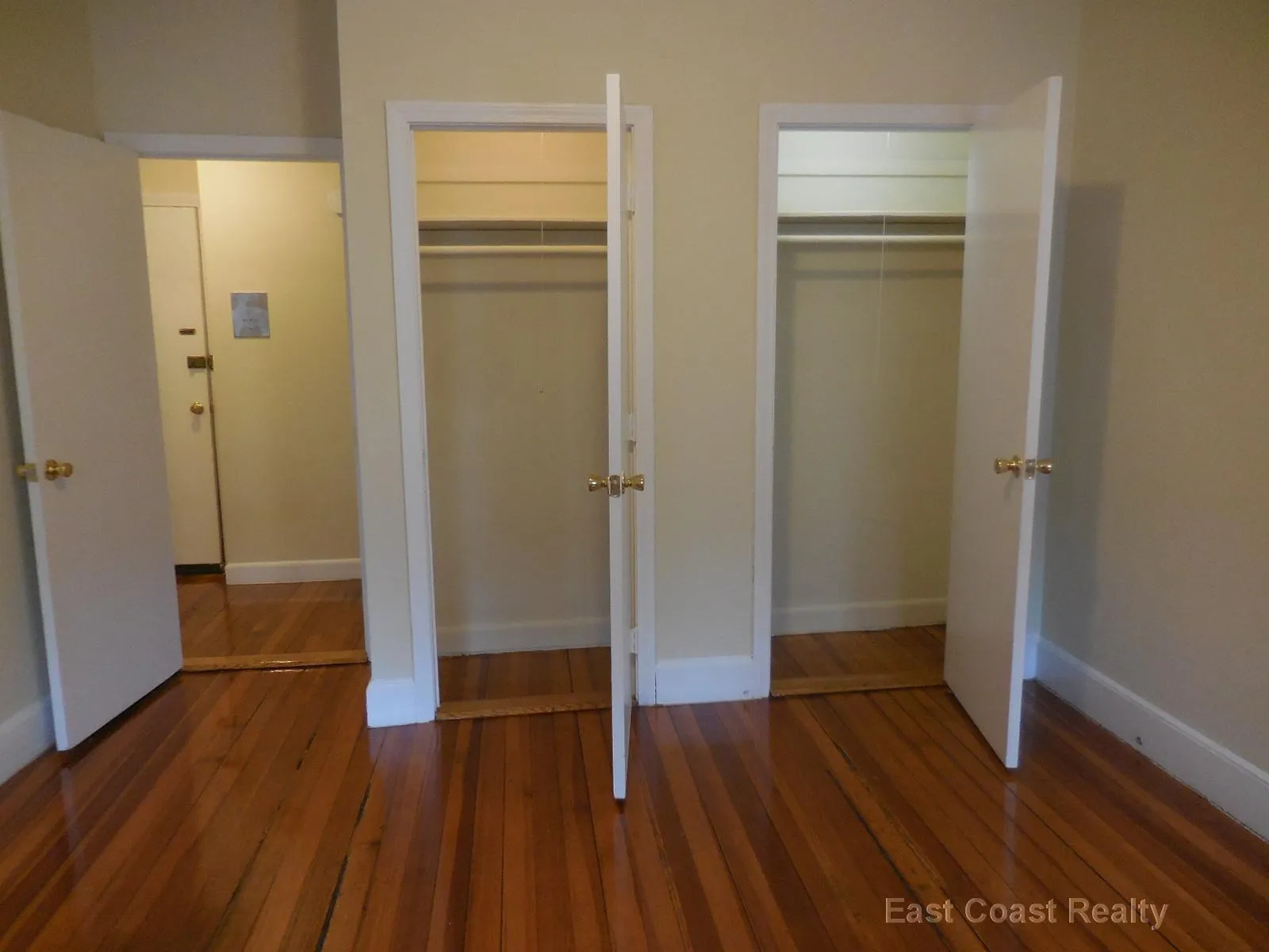 1132 Commonwealth Ave, North Brookline