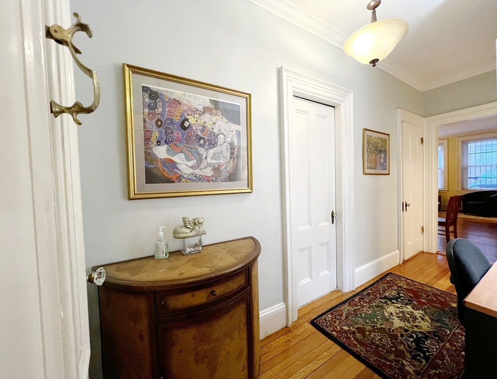 86 Commonwealth Ave, Back Bay