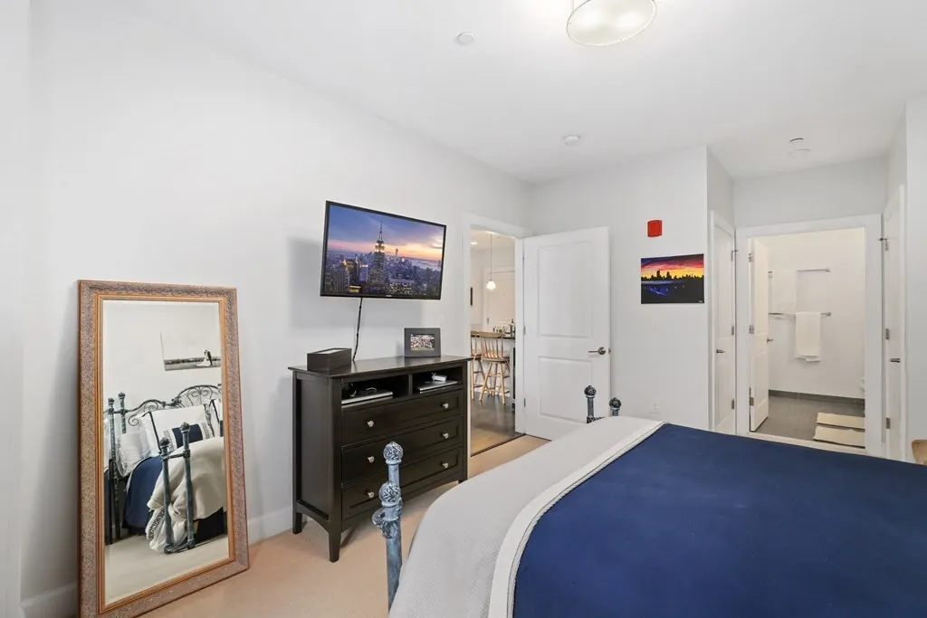 1501 Commonwealth Ave, Brighton